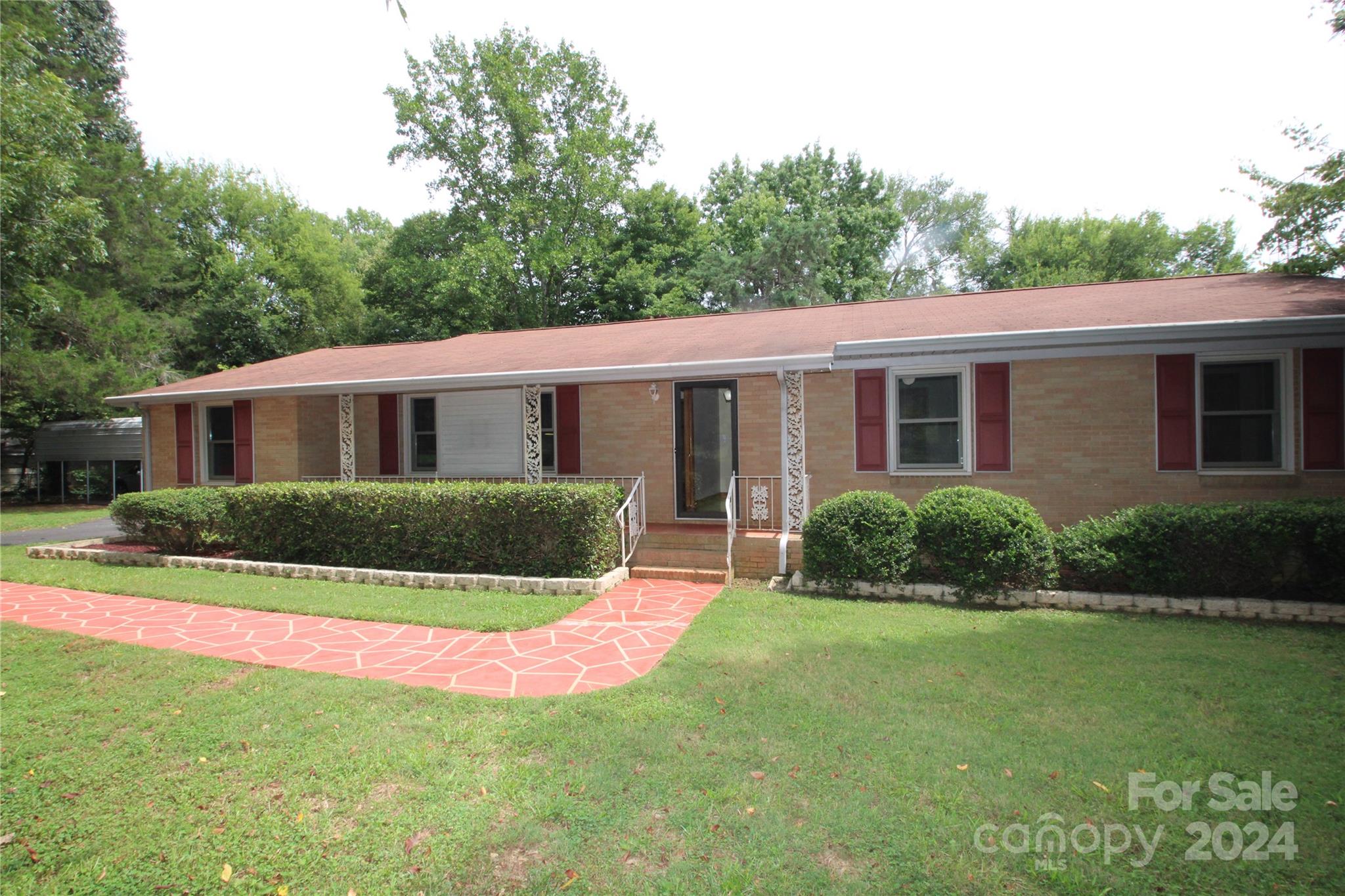 Forest Lake - Residential