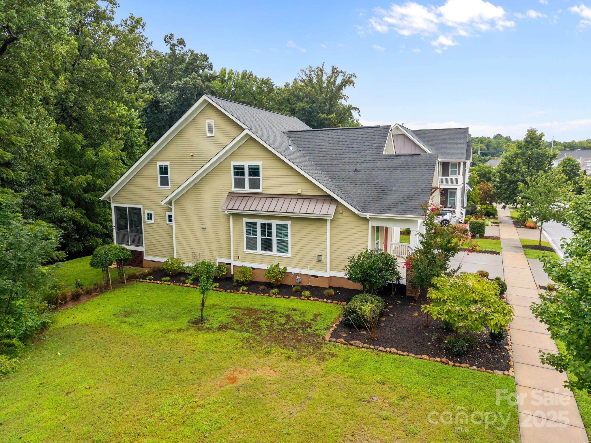 Riverwalk - Residential