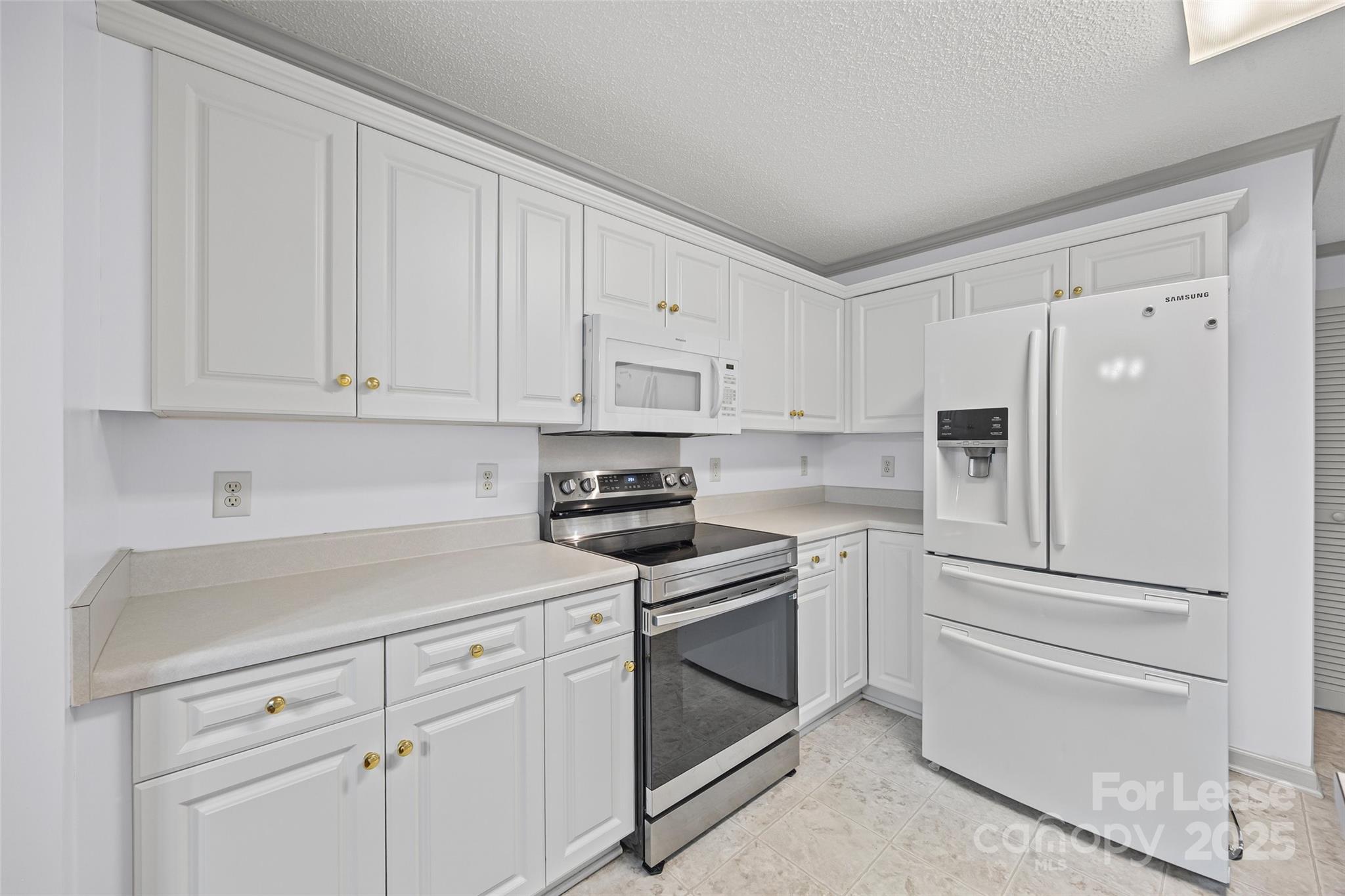 Hallmark Glen - Residential Lease