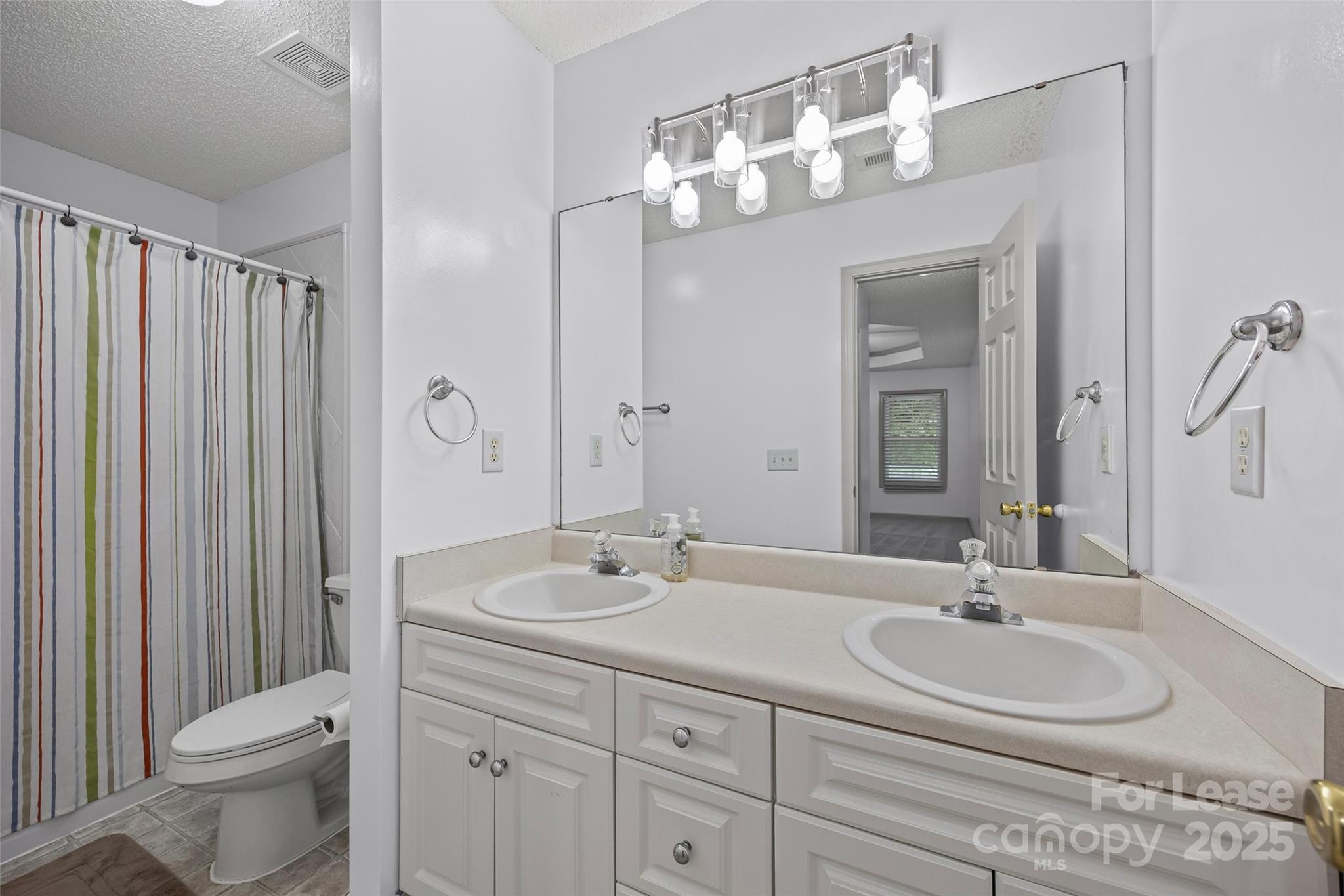 Hallmark Glen - Residential Lease