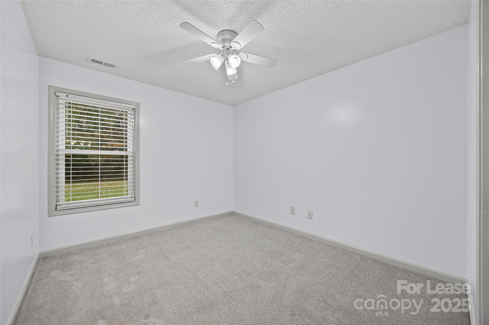 Hallmark Glen - Residential Lease