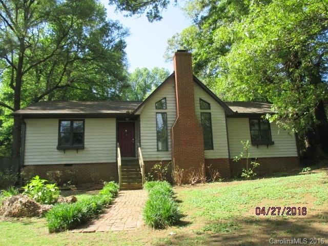 Single story home on a large 0.61 acre lot. Home features 3 bedrooms, 2 bathrooms, foyer, kitchen, living room, and dining room. Features include fireplace, vaulted ceilings, some hardwood floors, porch, and deck. The back deck is not safe. Please do not walk on the back deck. Thermostat is not working.