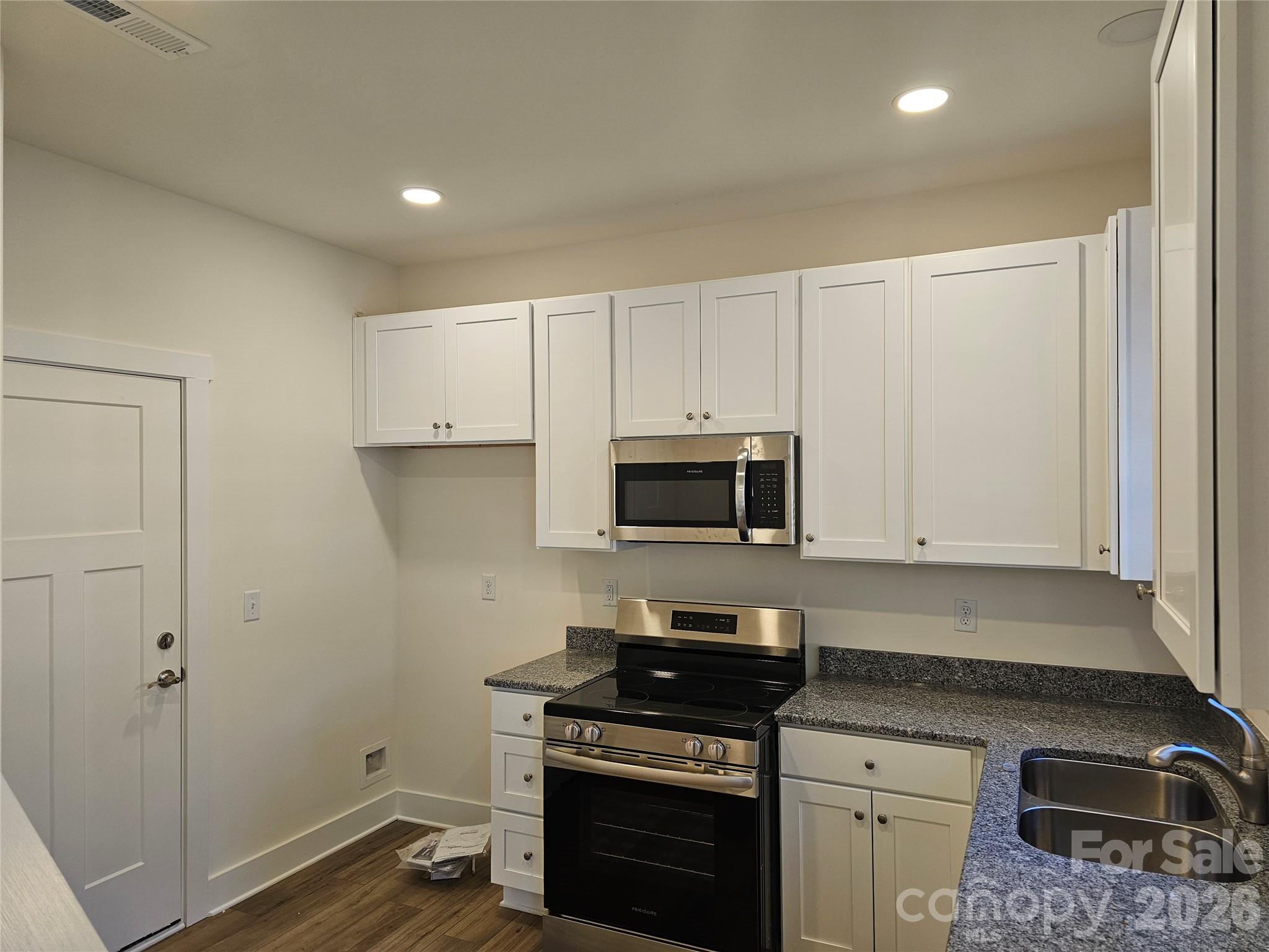 Brooks Cove - Residential
