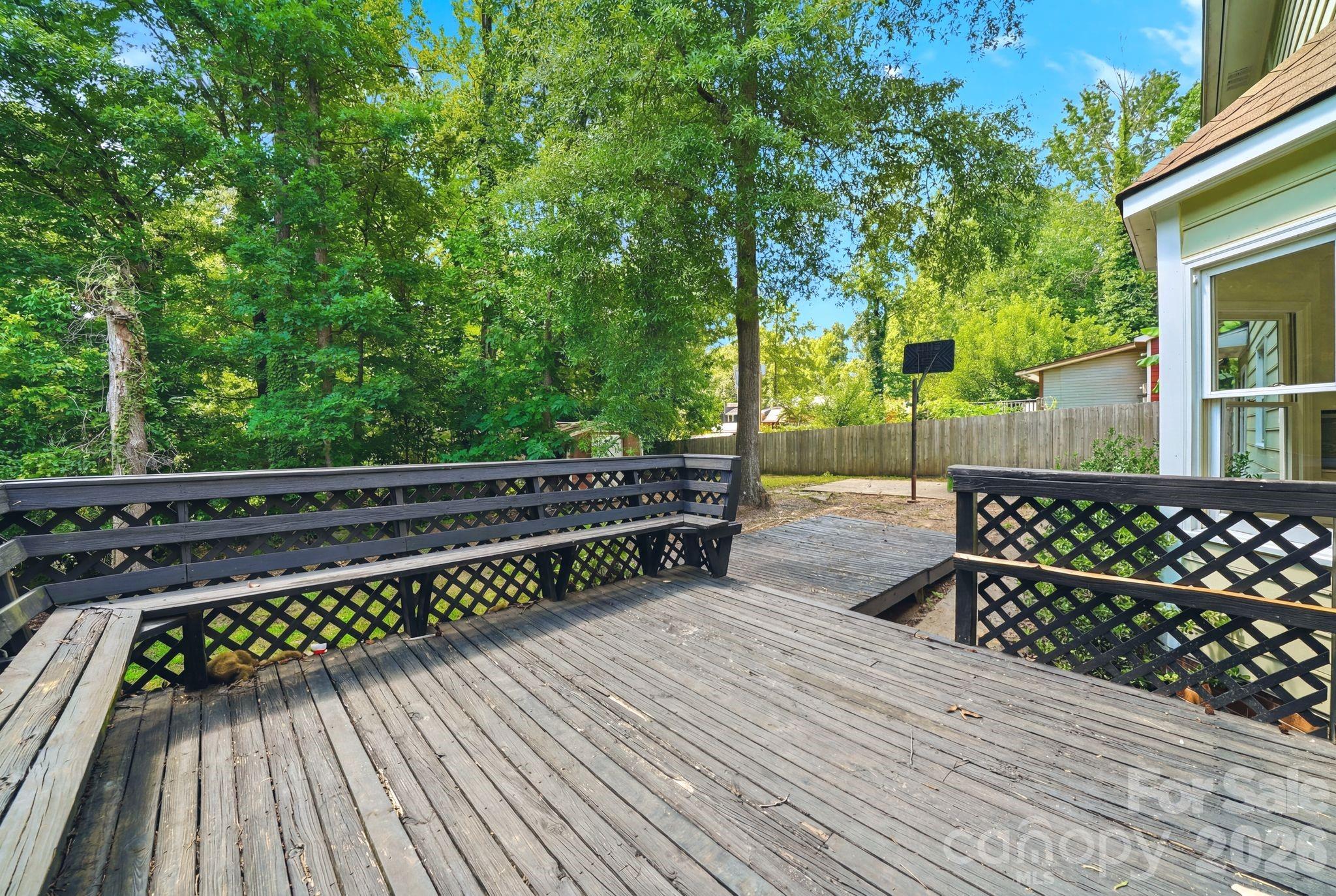 Idlewild Woods - Residential