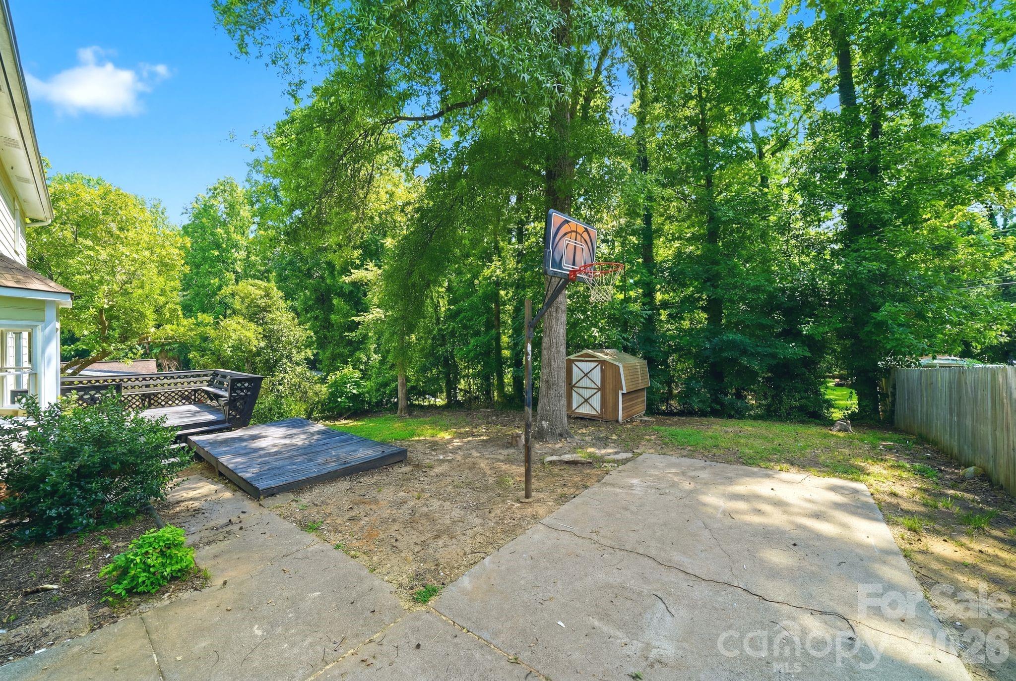 Idlewild Woods - Residential