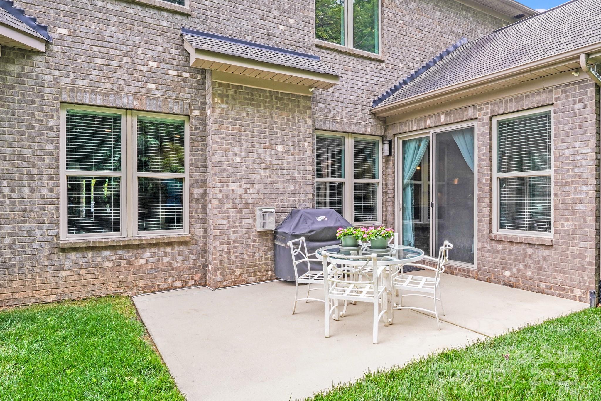 Barber Rock - Residential