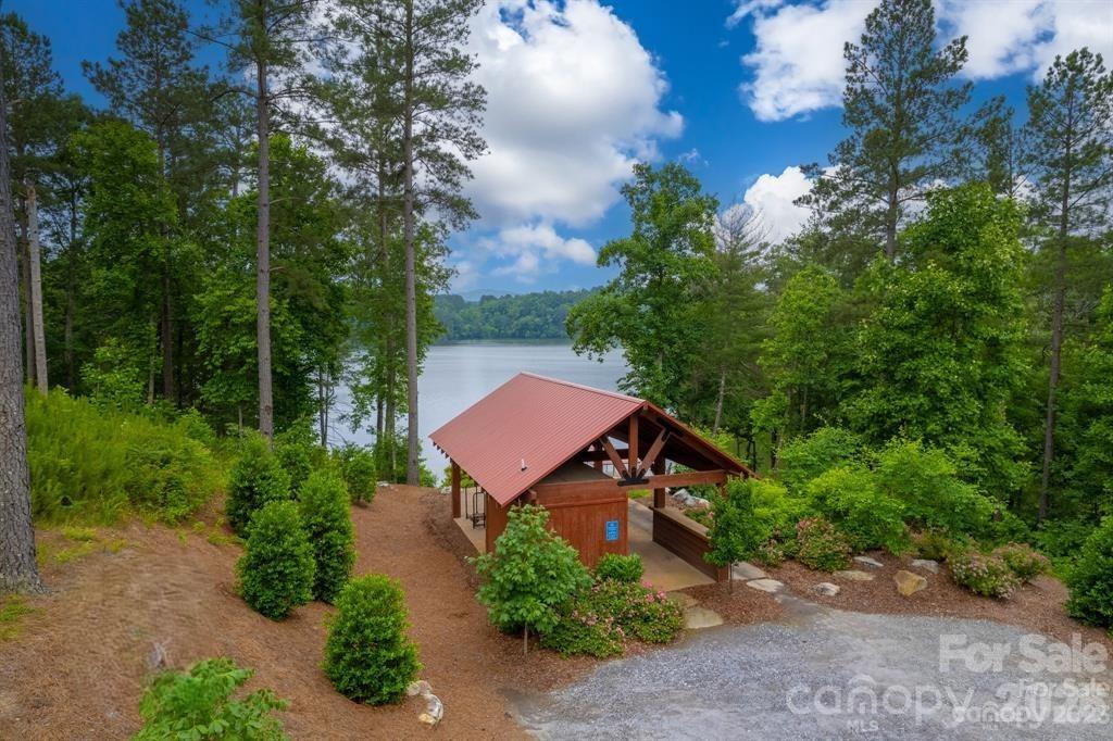 The Waterfront Club - Land