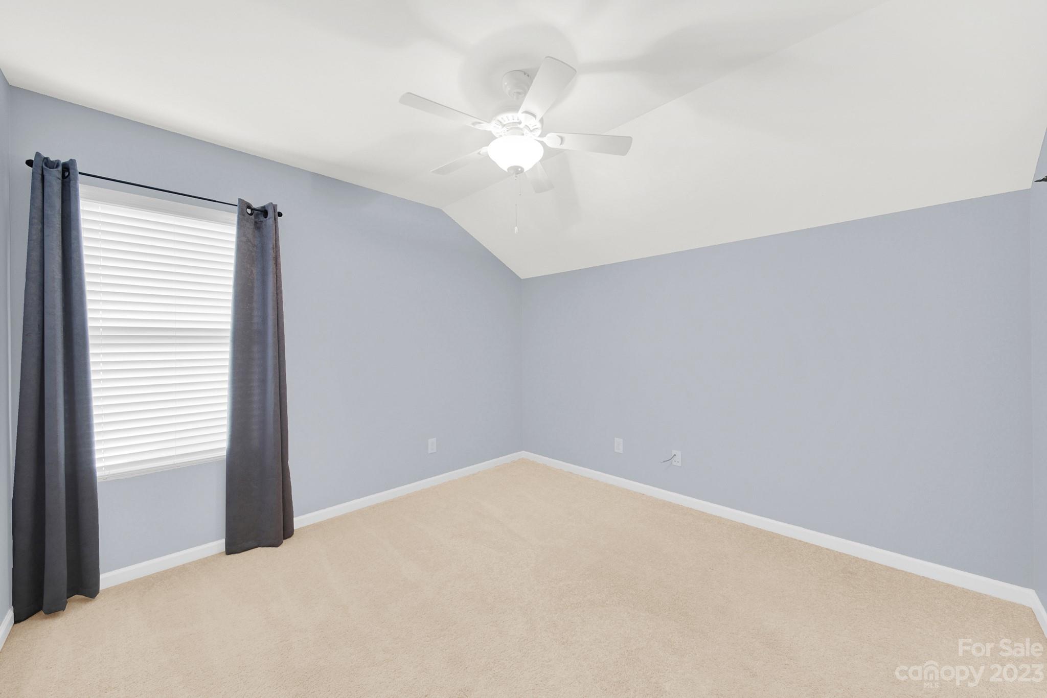 Newport Lakes - Residential