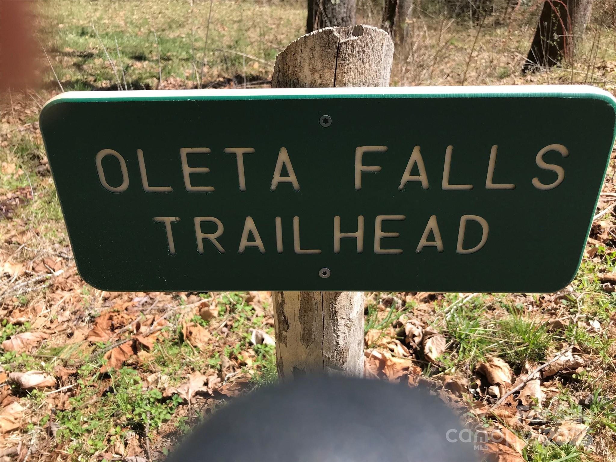 Oleta Falls - Land