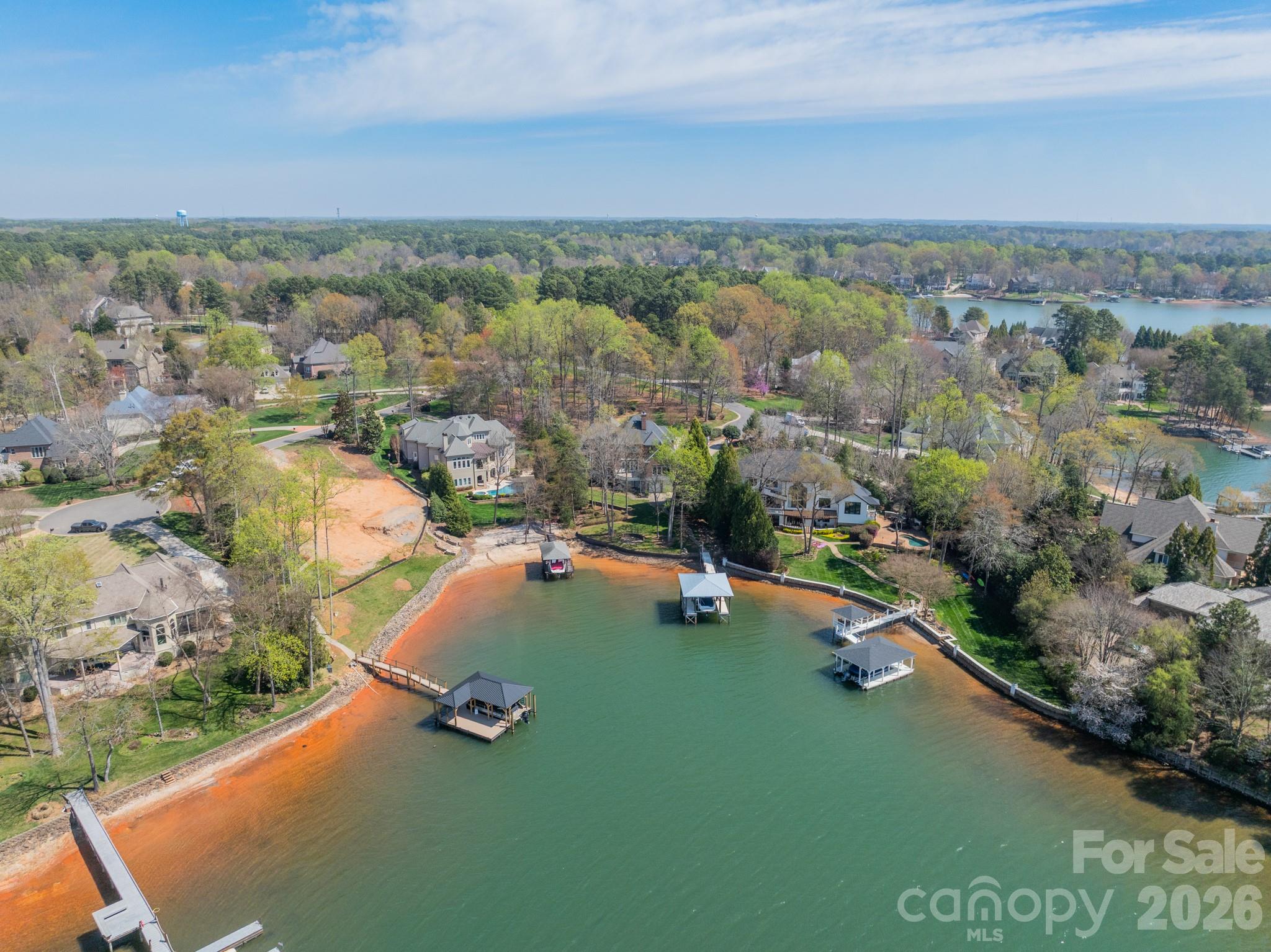 The Harbour At The Pointe - Residential