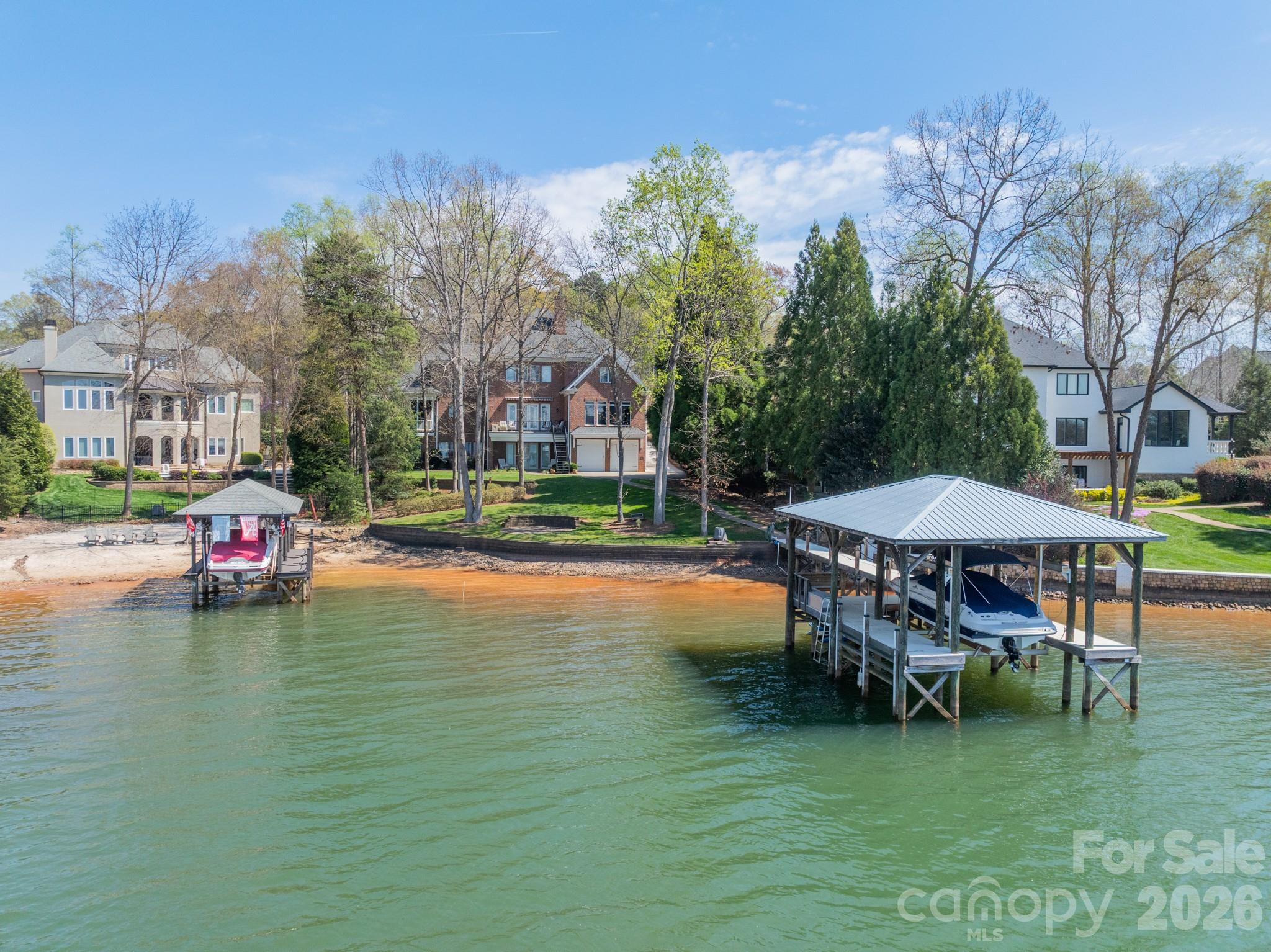The Harbour At The Pointe - Residential