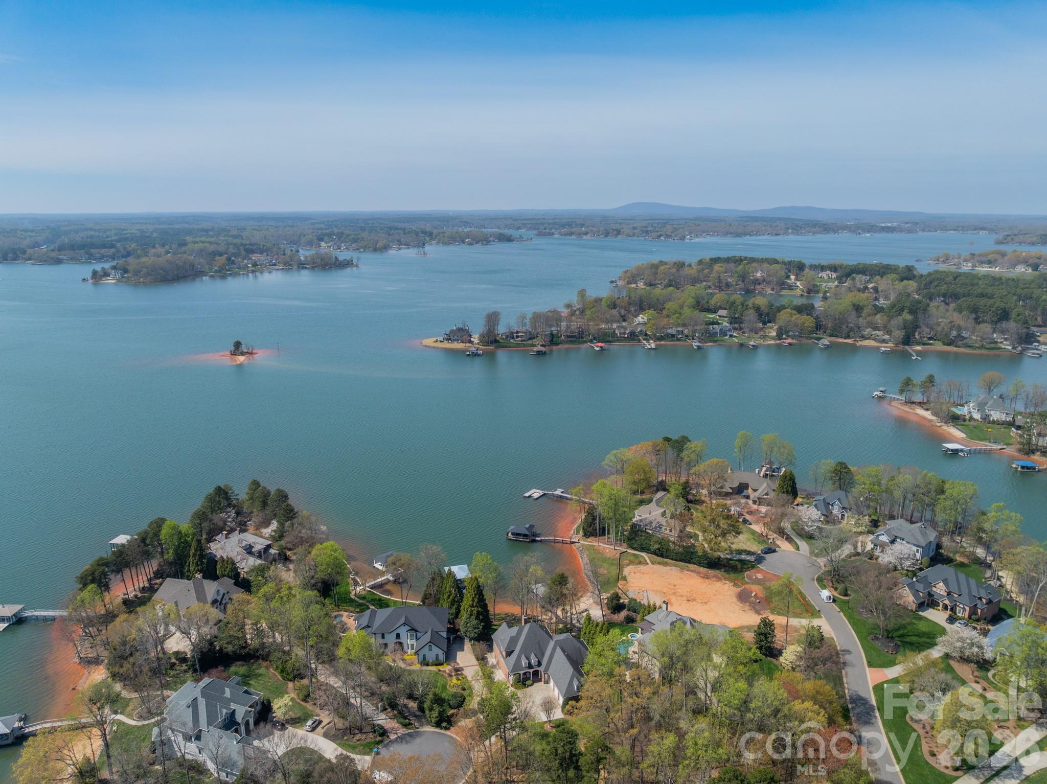 The Harbour At The Pointe - Residential