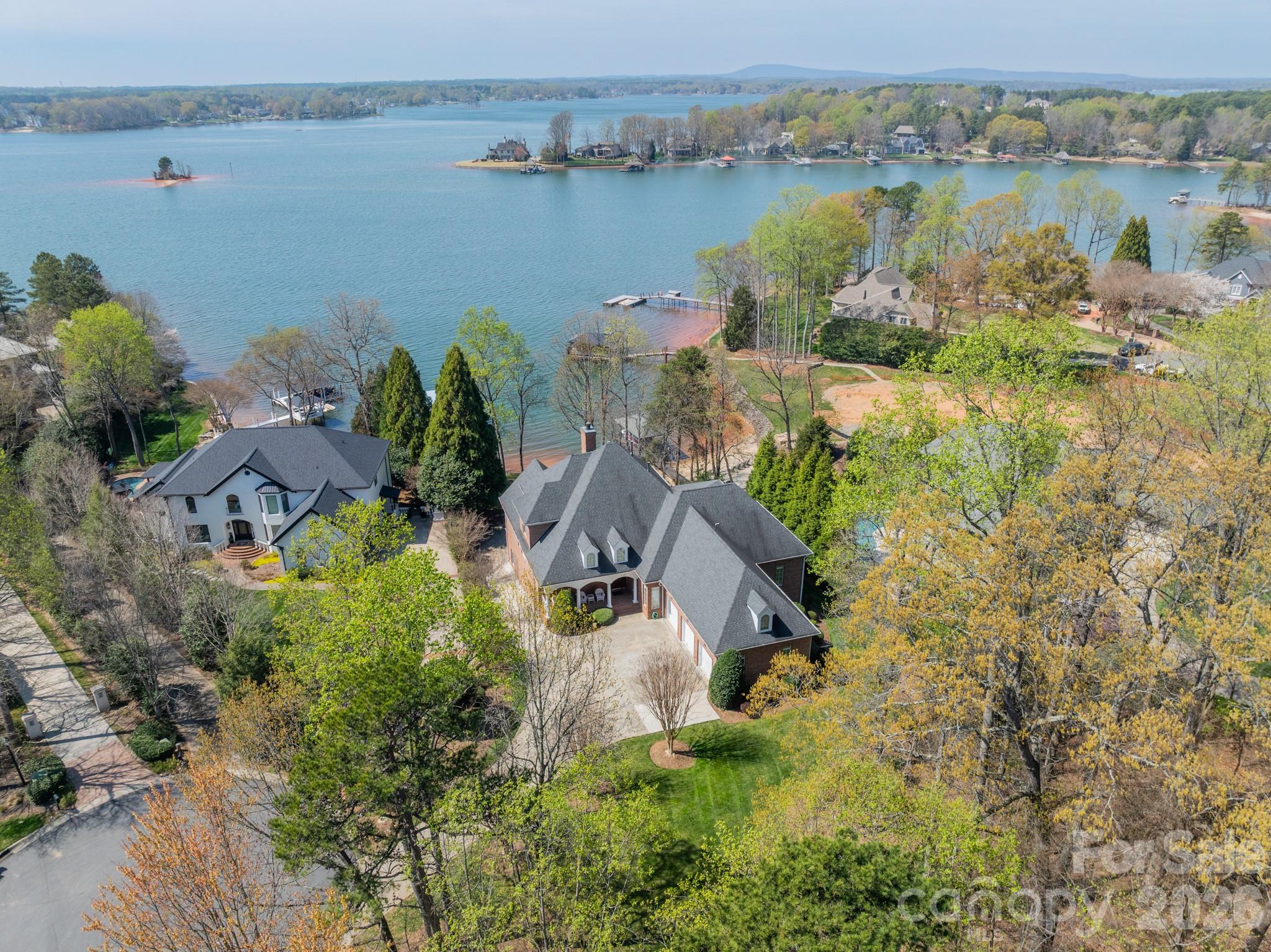 The Harbour At The Pointe - Residential