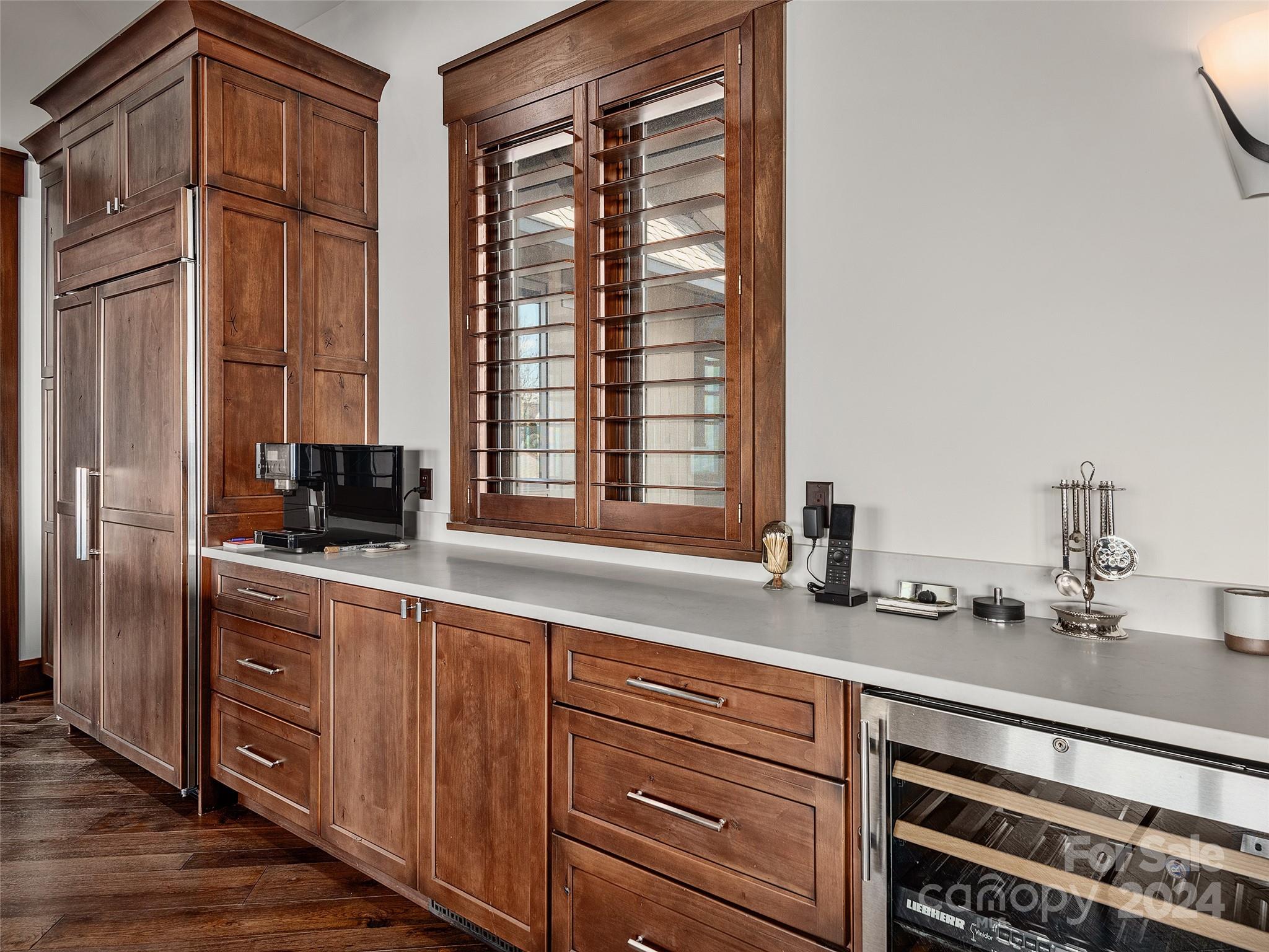 Reynolds Mountain - Residential