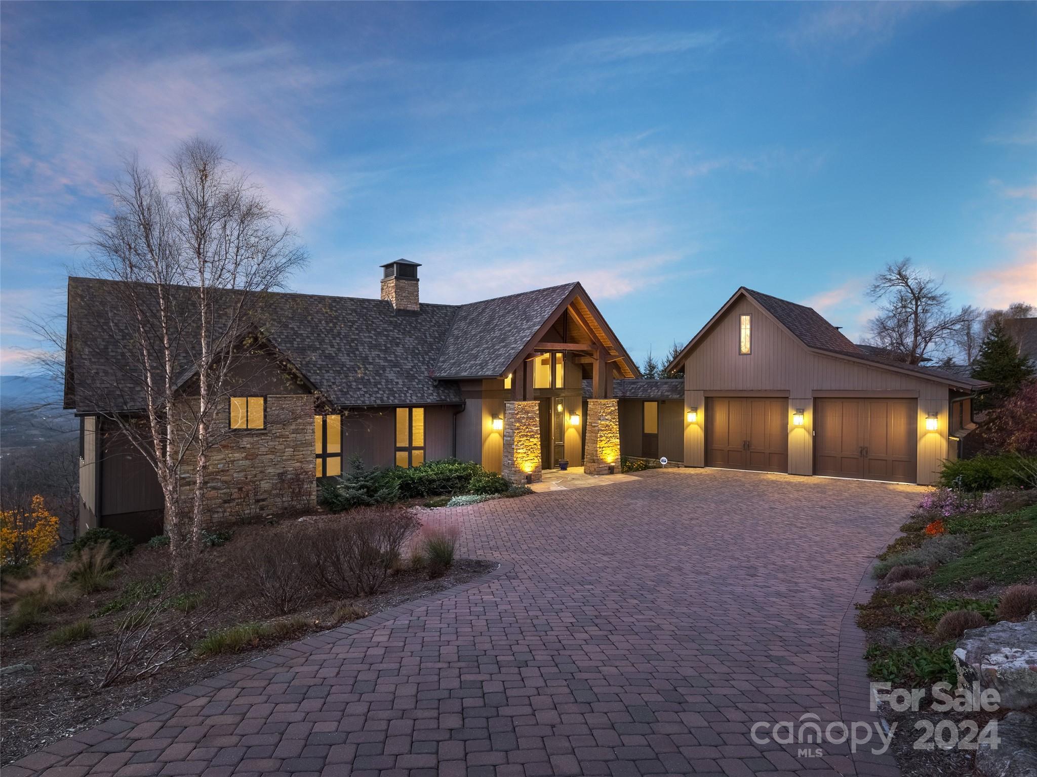 Reynolds Mountain - Residential