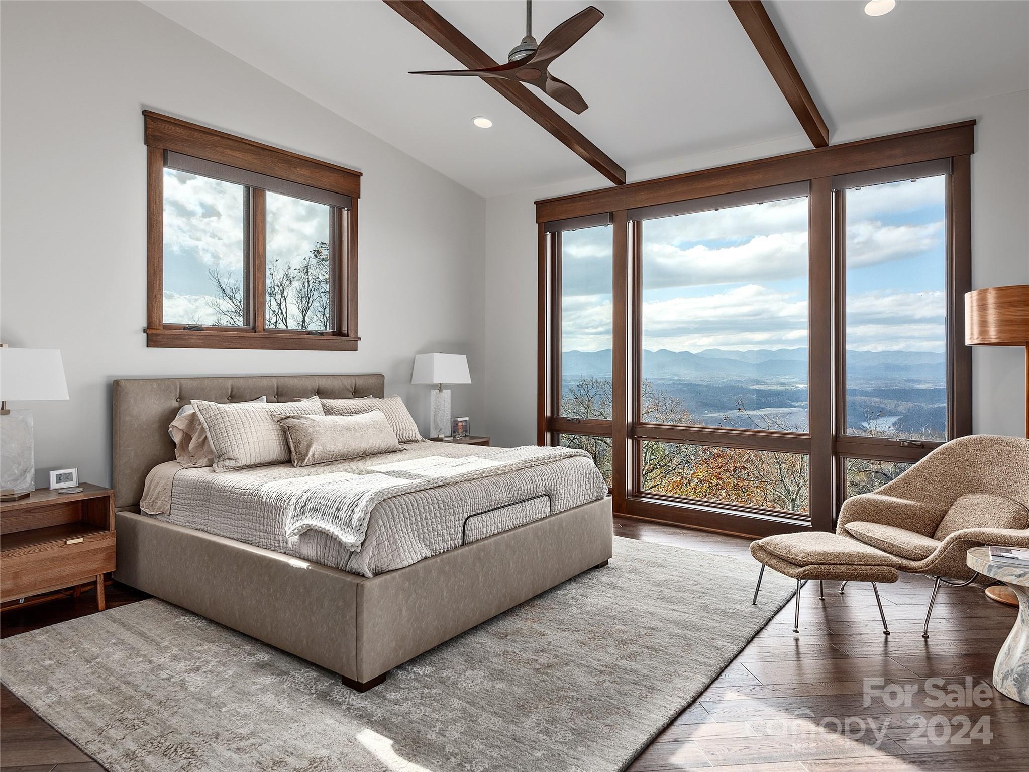 Reynolds Mountain - Residential