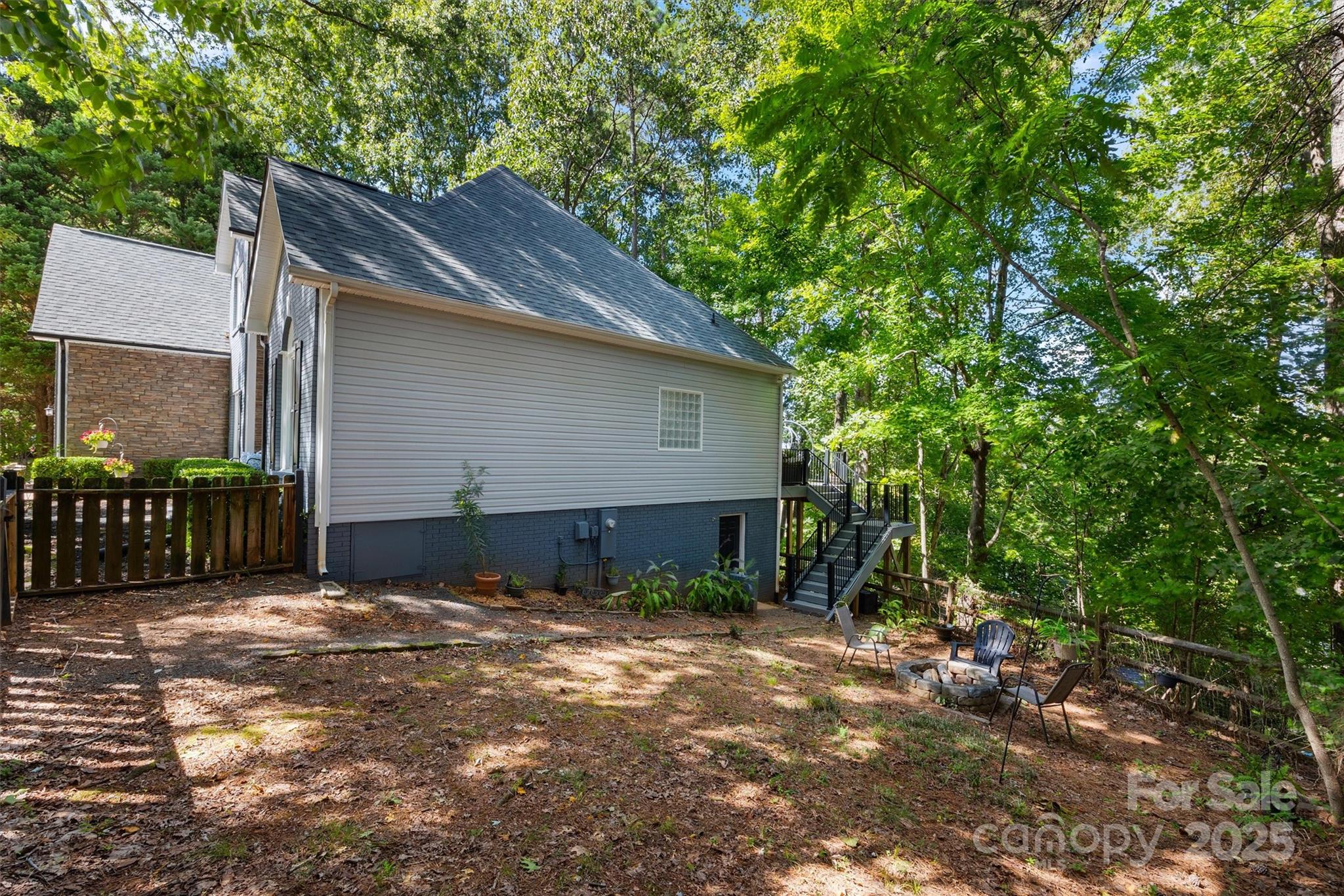 Tega Cay - Residential