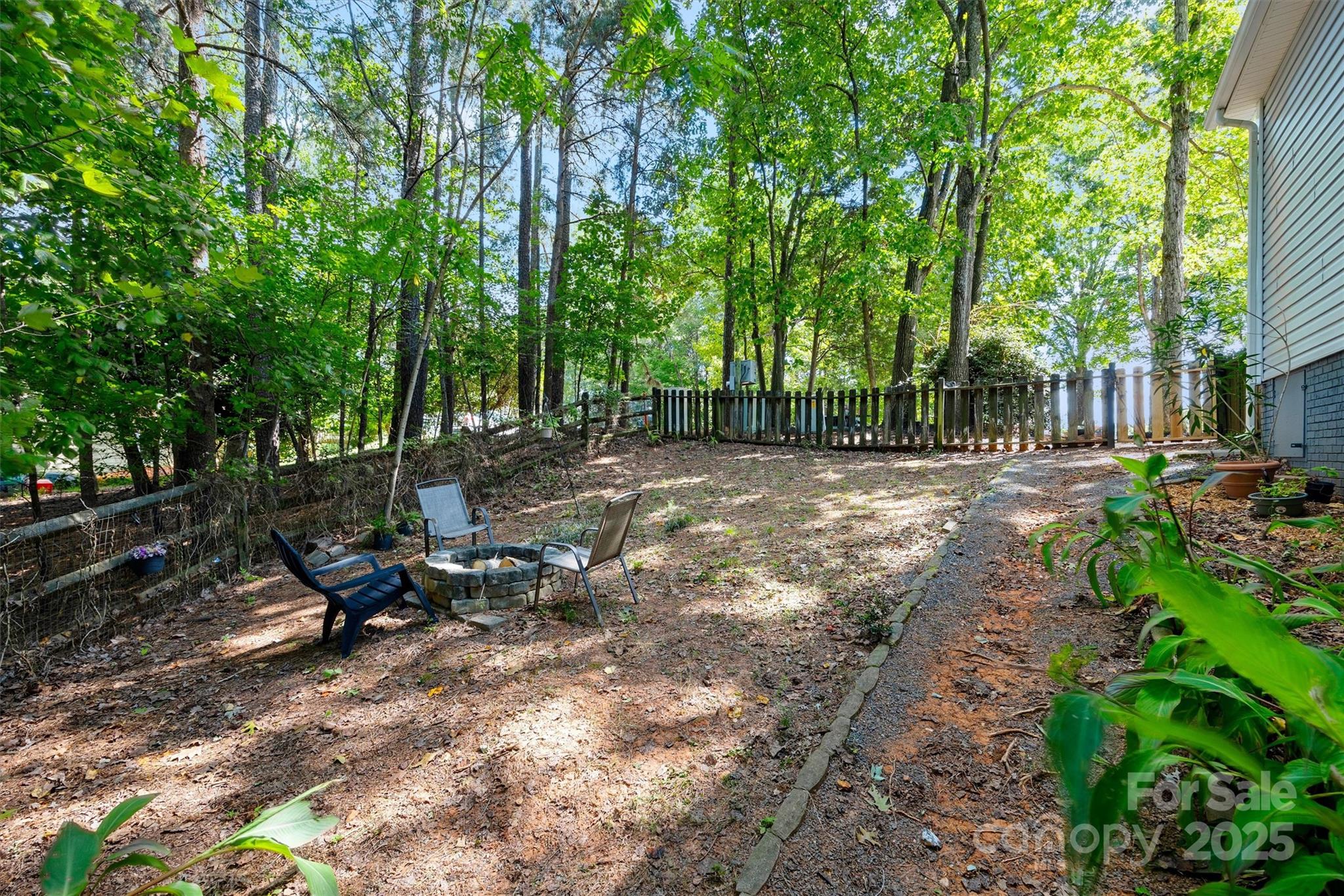 Tega Cay - Residential