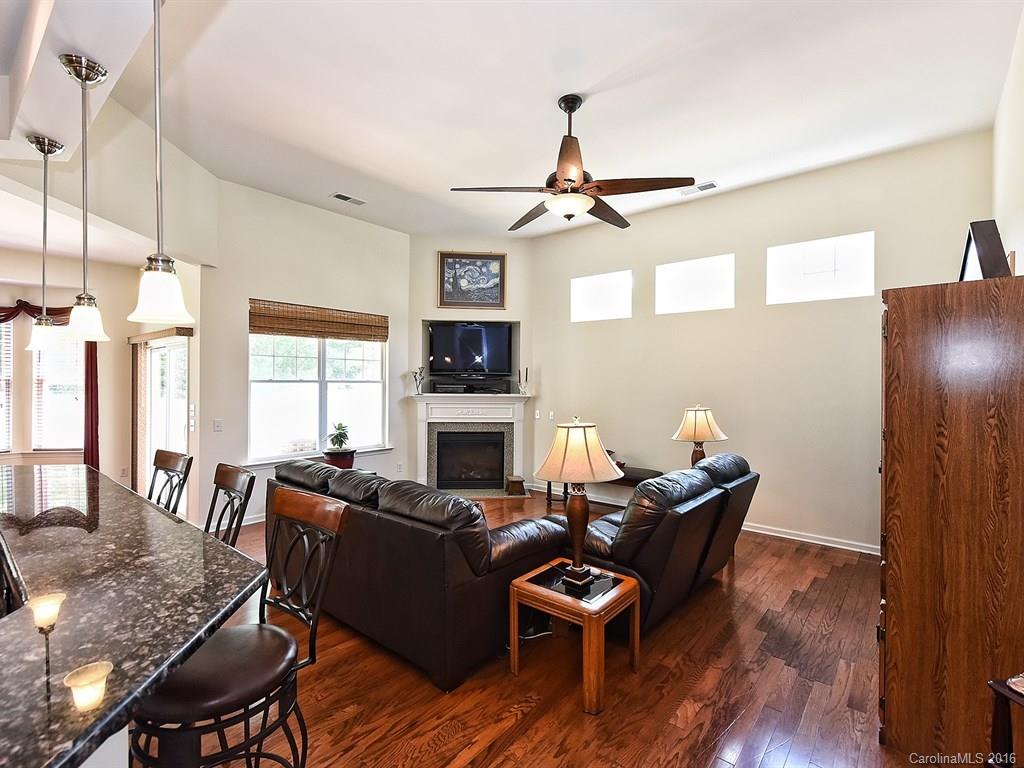 Ridge Pointe - Residential
