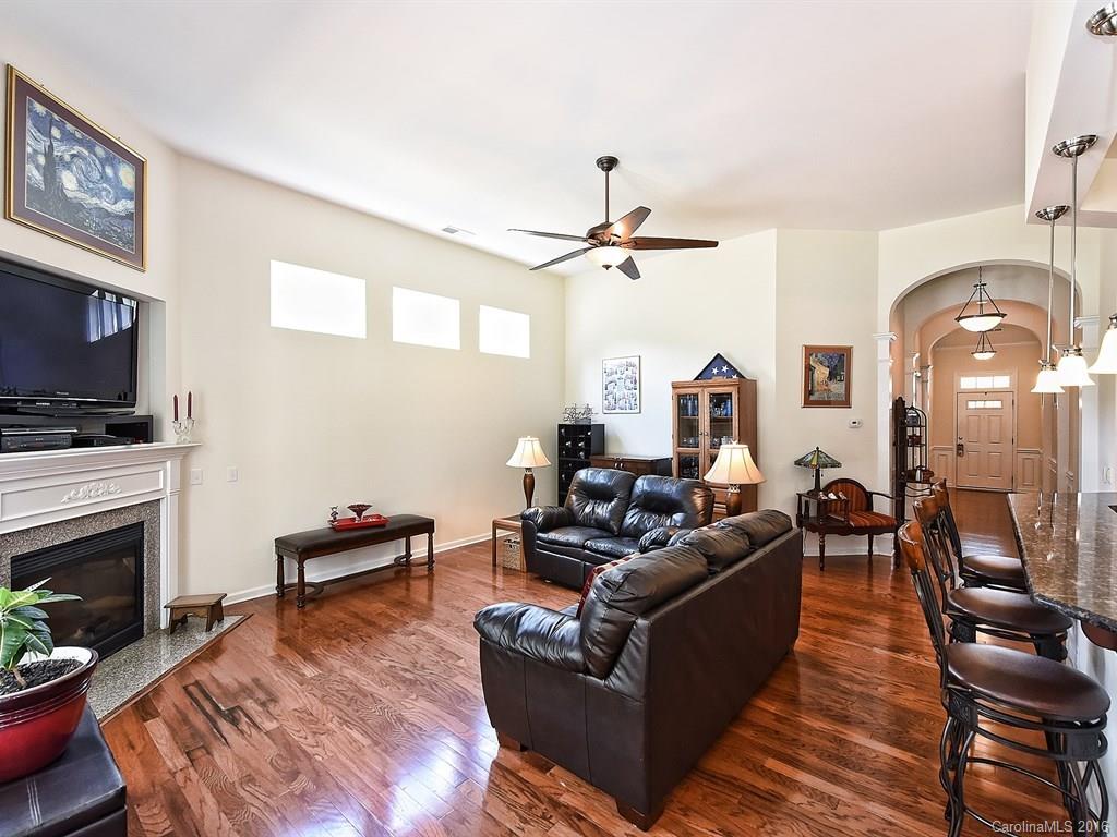 Ridge Pointe - Residential