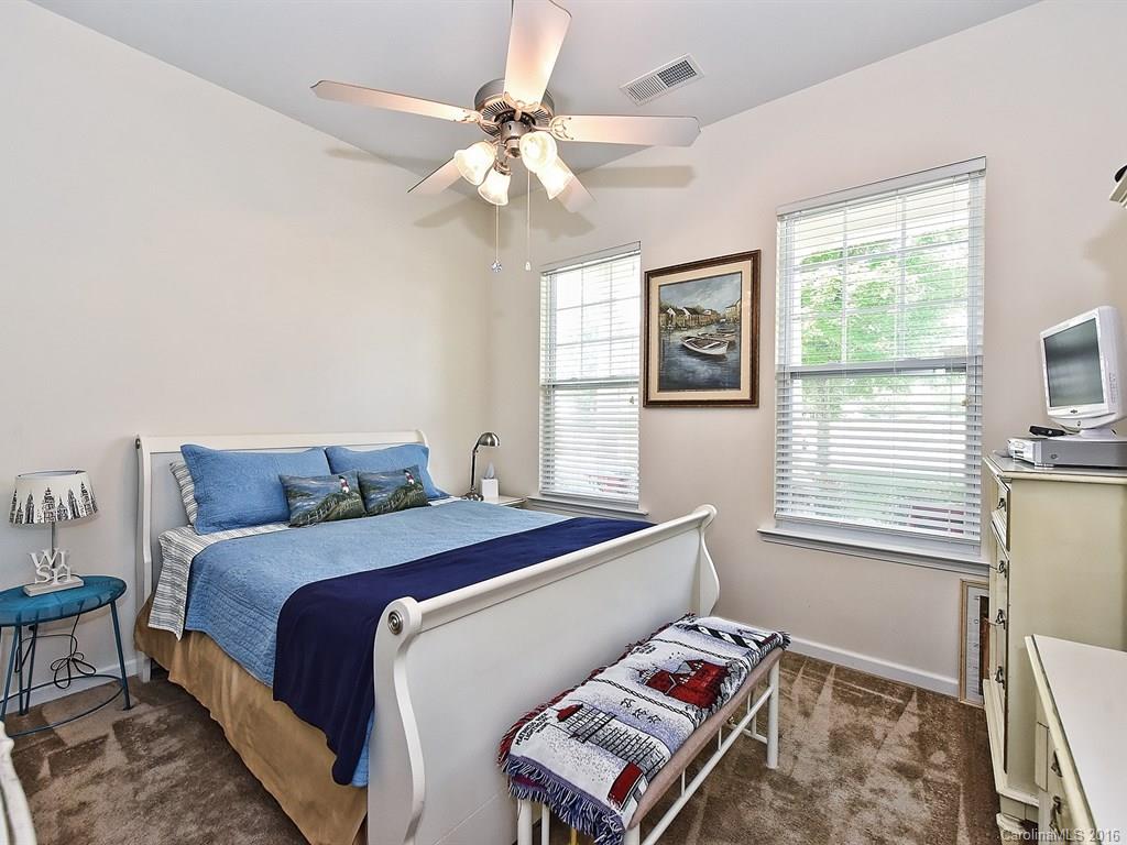 Ridge Pointe - Residential