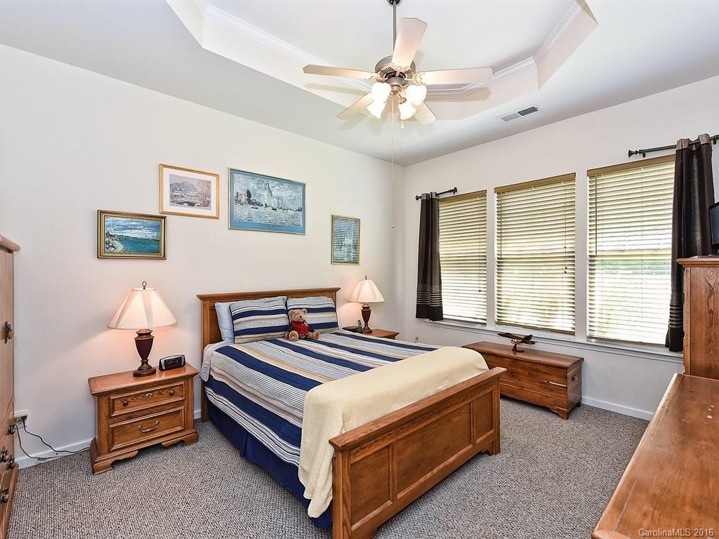 Ridge Pointe - Residential