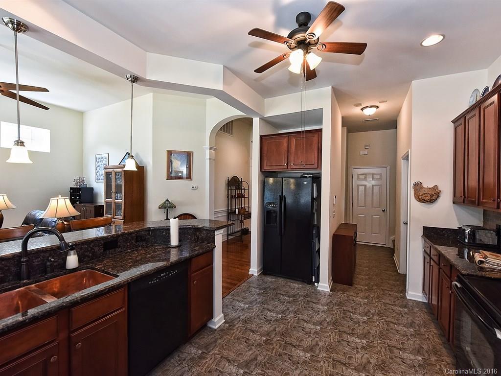 Ridge Pointe - Residential
