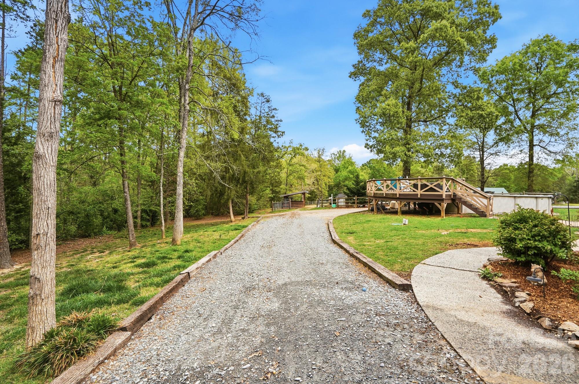 Walnut Crest - Residential