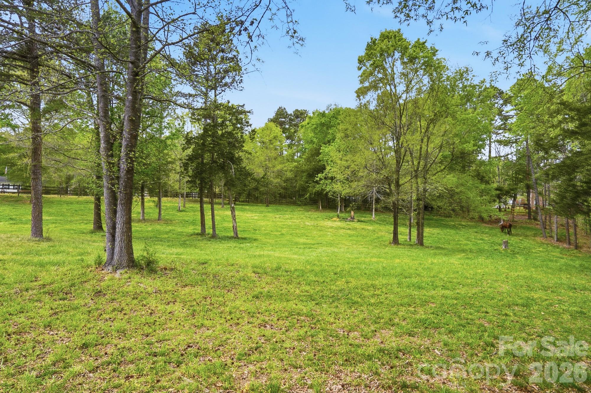 Walnut Crest - Residential
