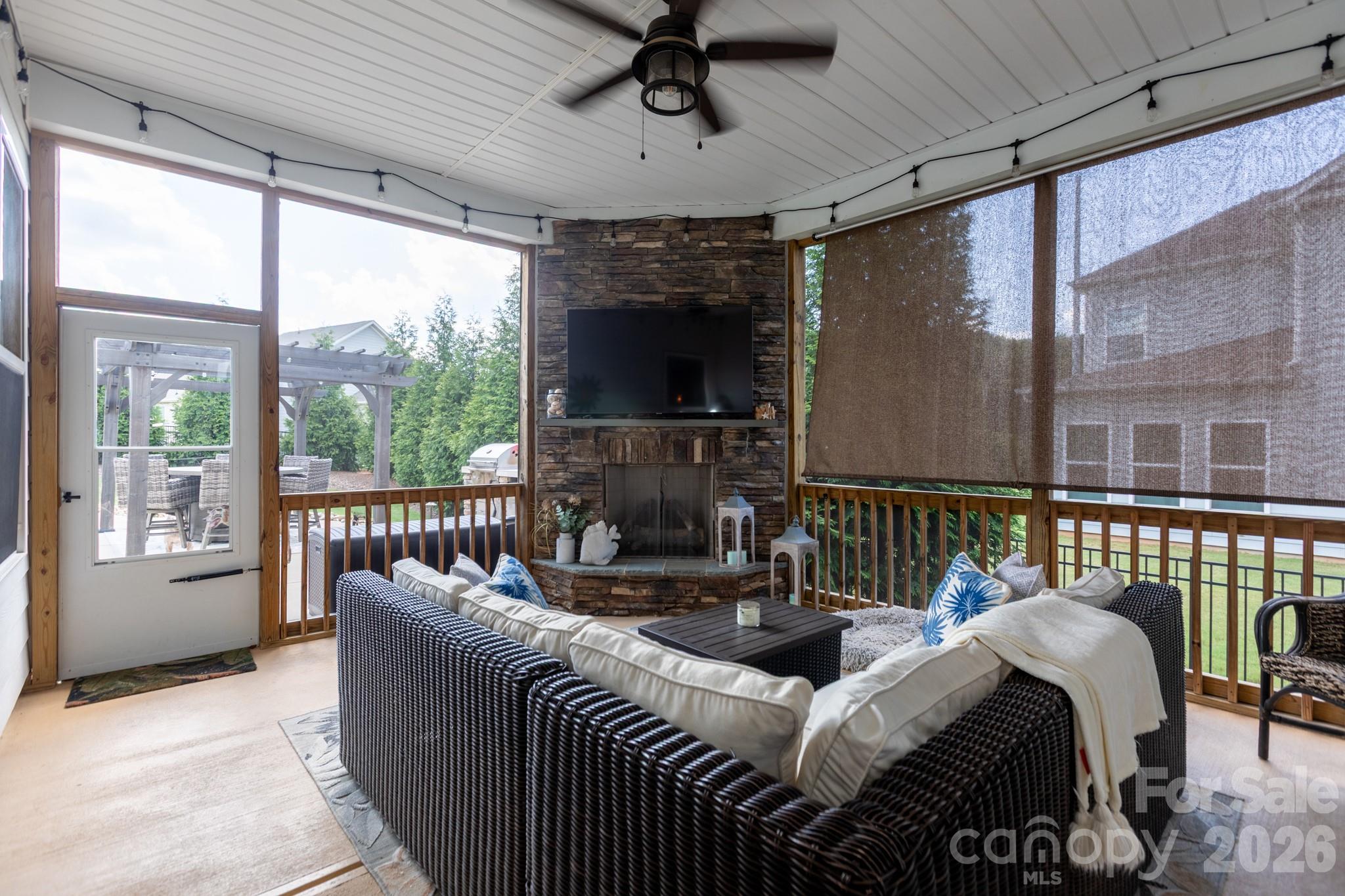 The Retreat at Rayfield - Residential
