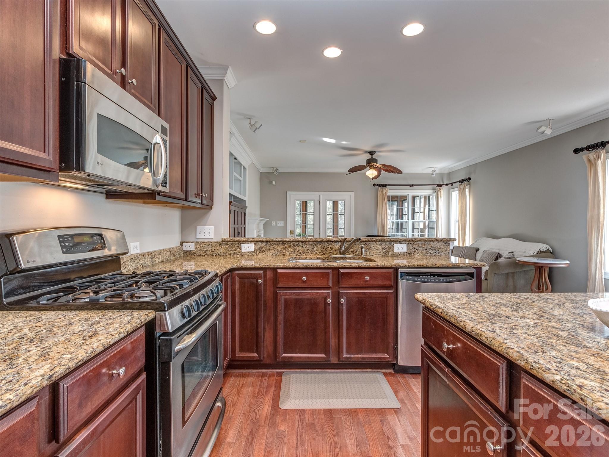Providence Pointe - Residential