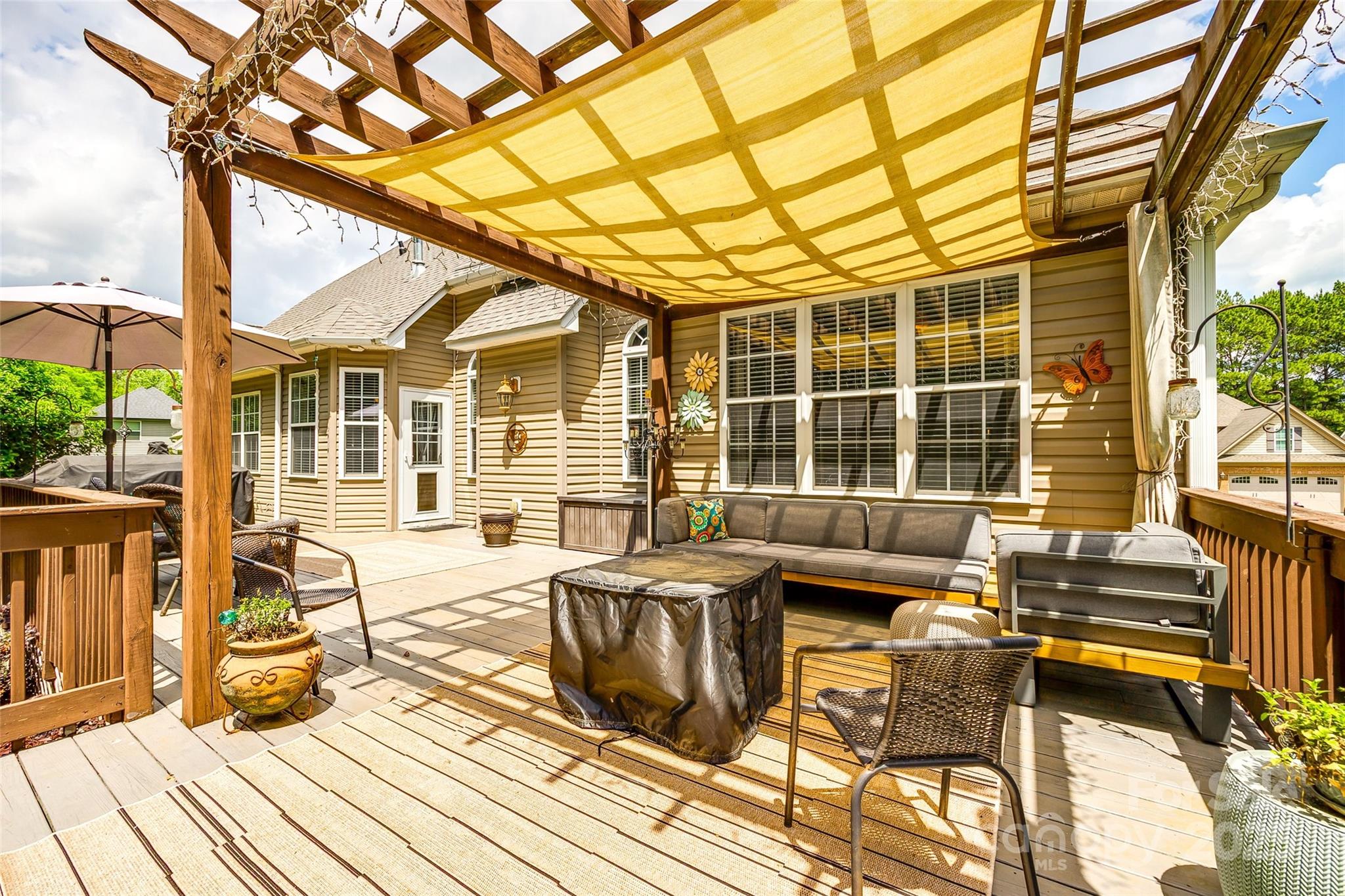 Seven Oaks - Residential