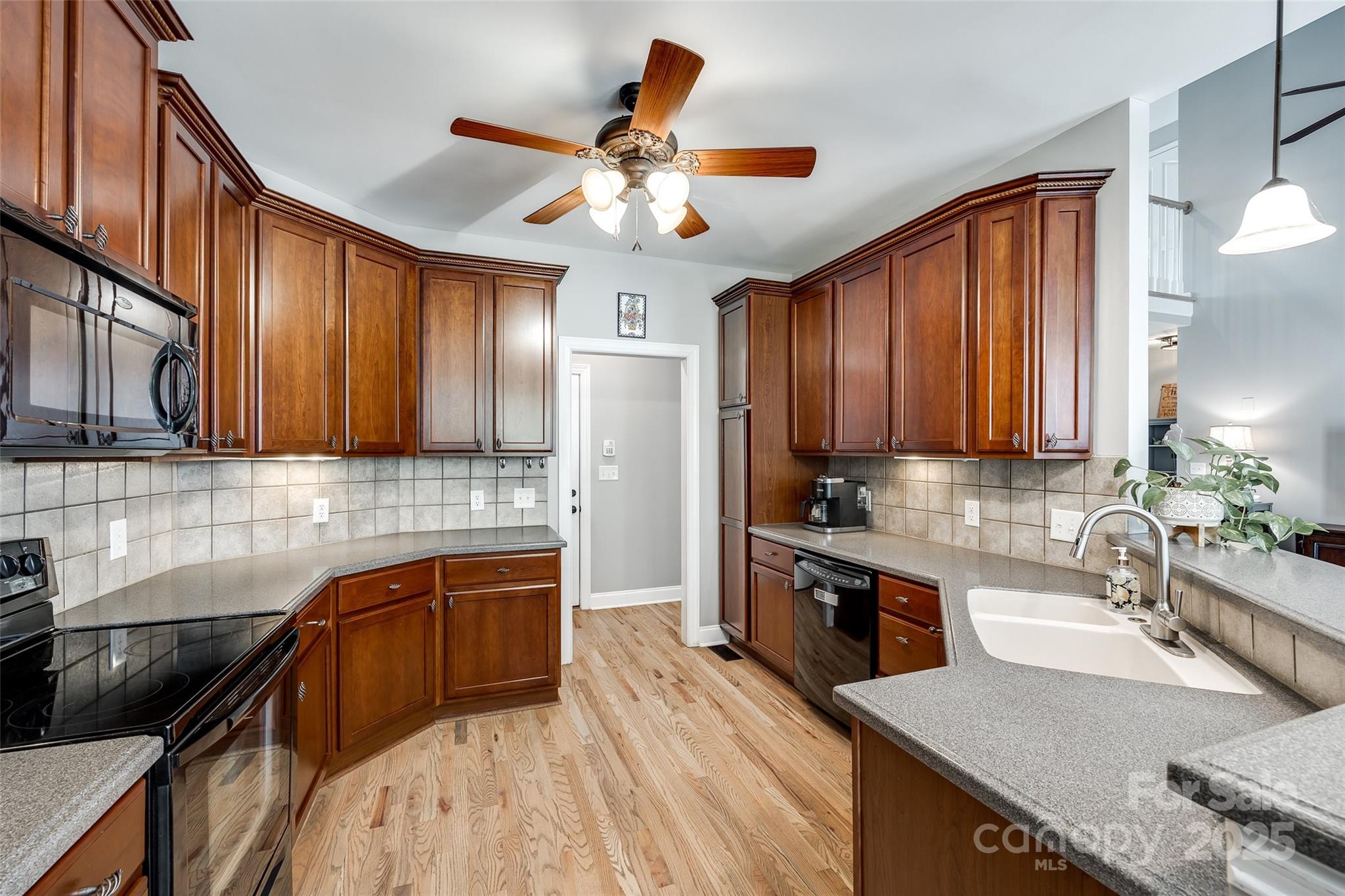 Seven Oaks - Residential