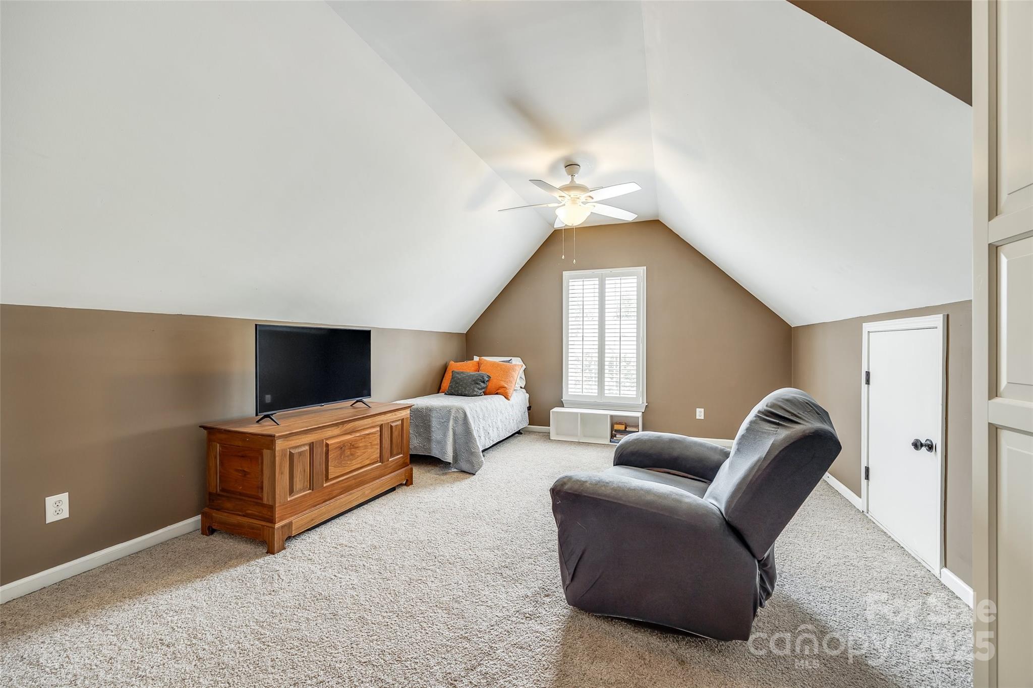 Seven Oaks - Residential