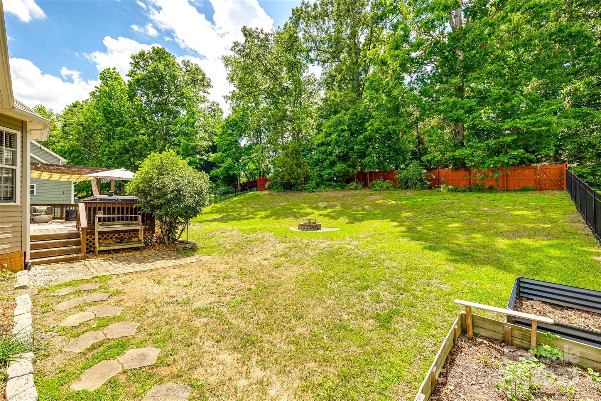 Seven Oaks - Residential