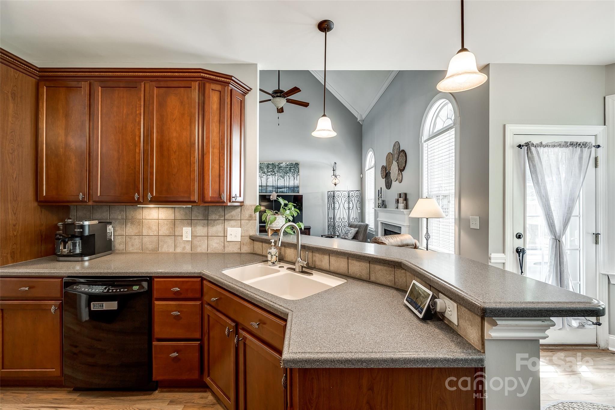 Seven Oaks - Residential