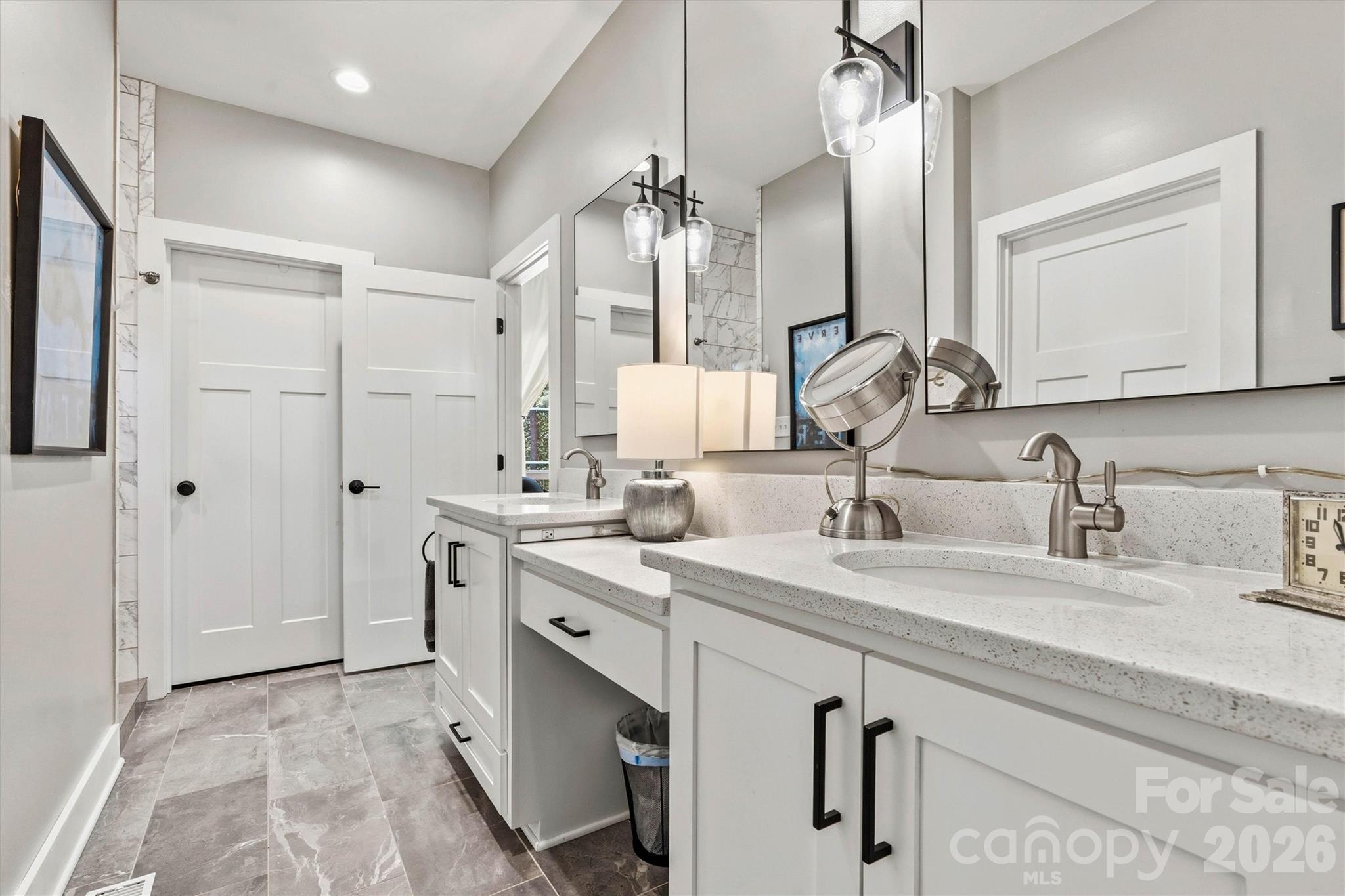 Anchors Landing - Residential