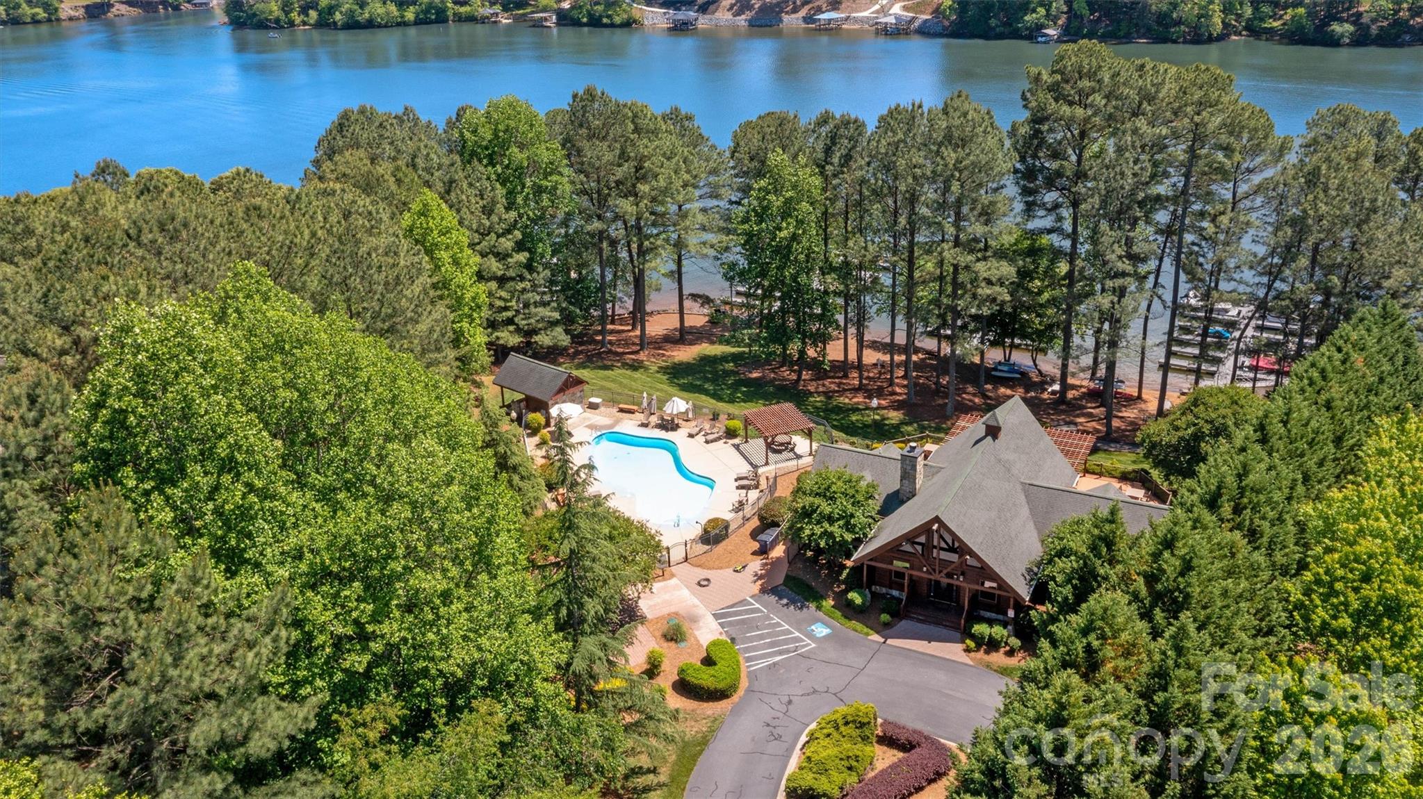 Anchors Landing - Residential