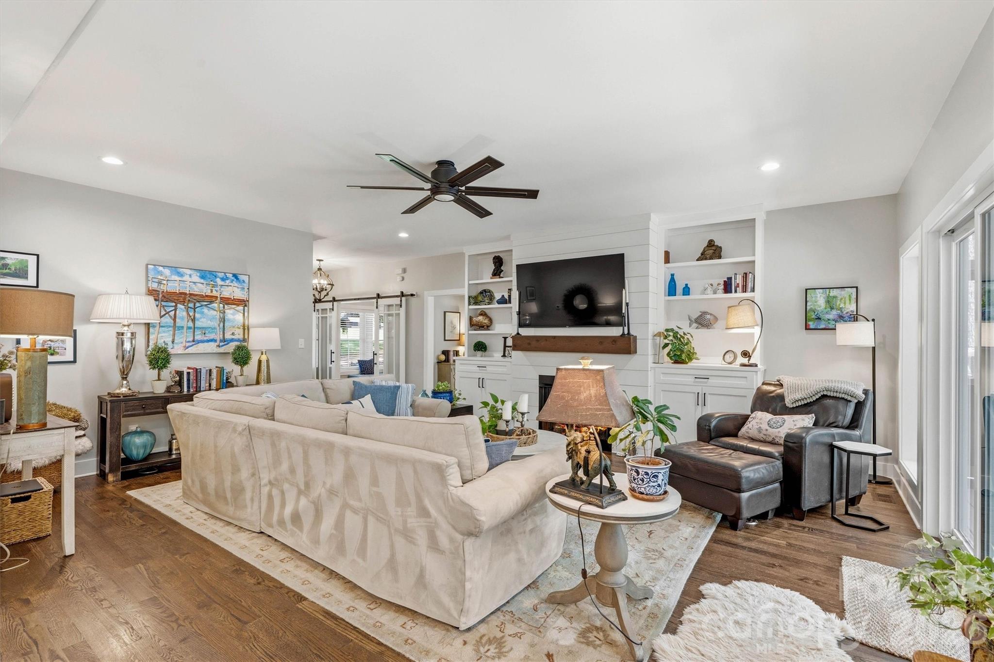 Anchors Landing - Residential
