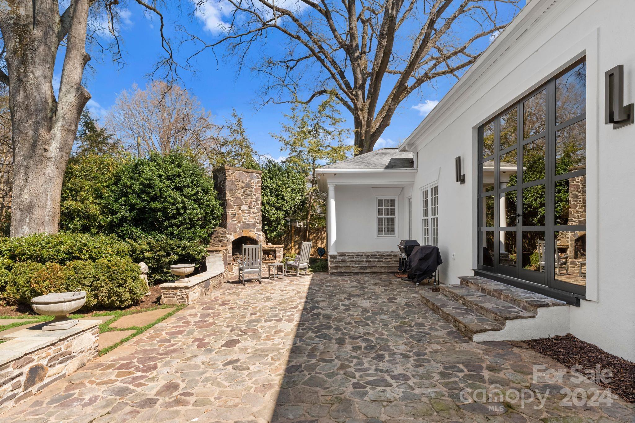 Myers Park - Residential