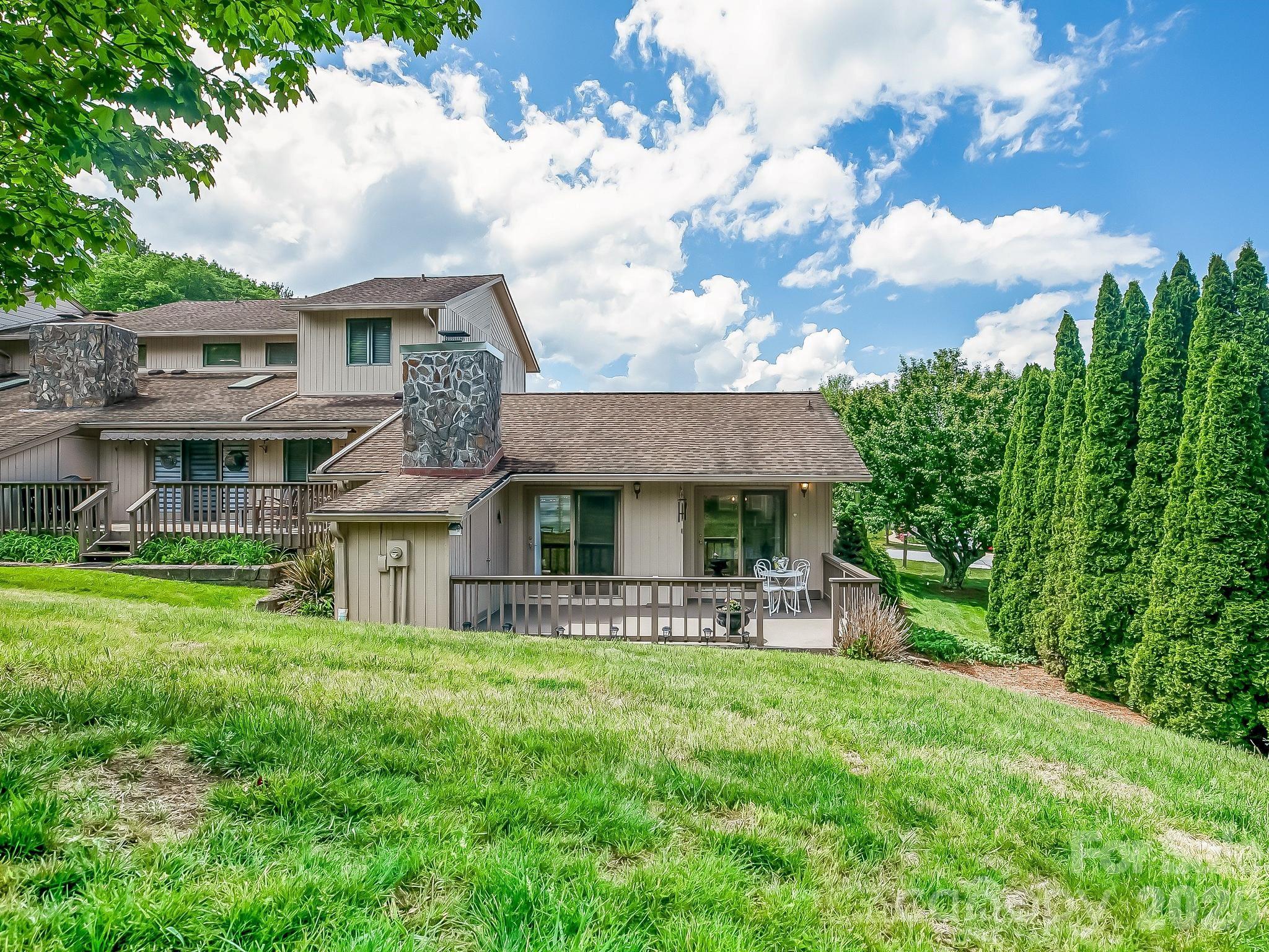 Deerwood - Residential