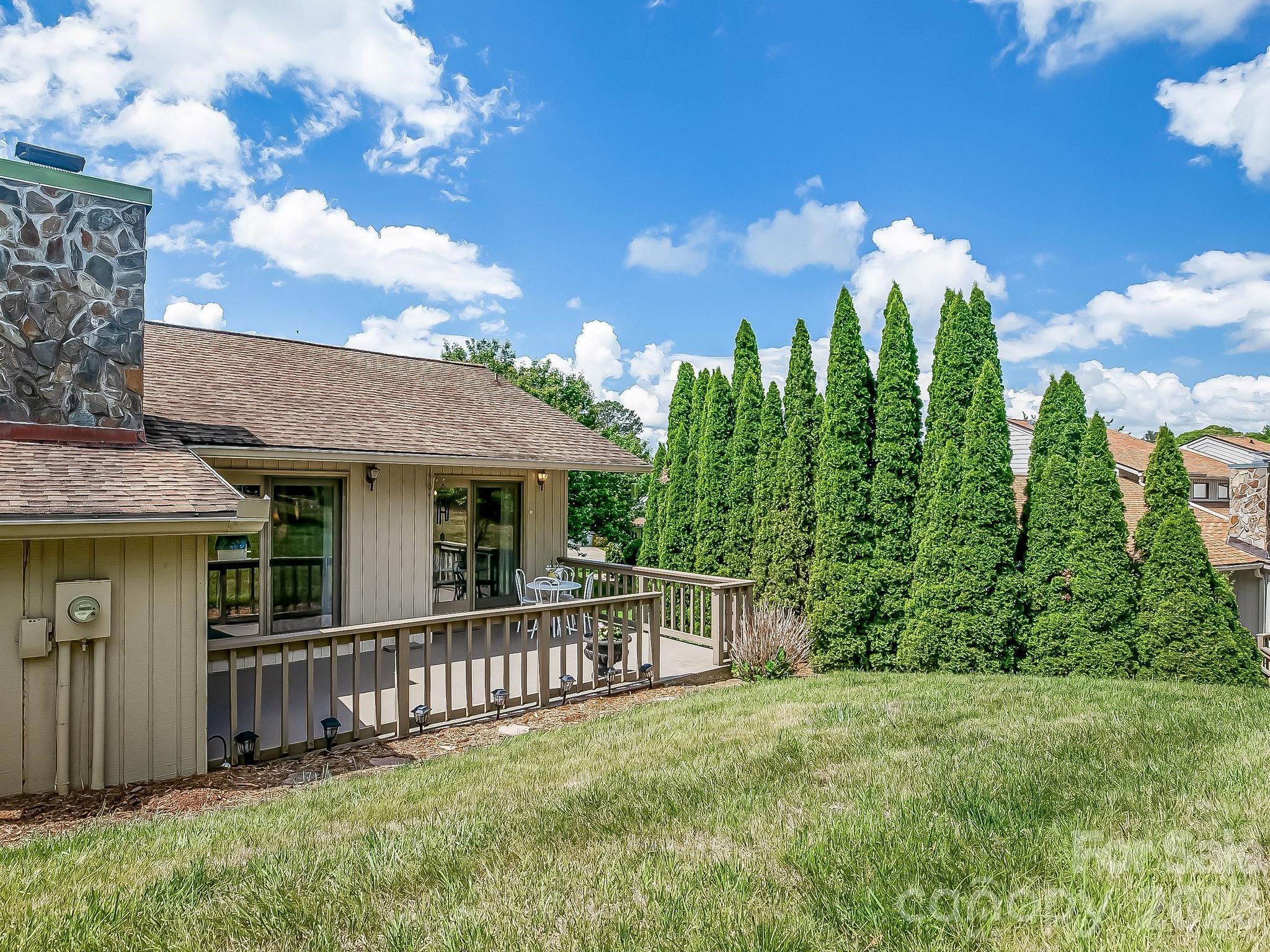 Deerwood - Residential