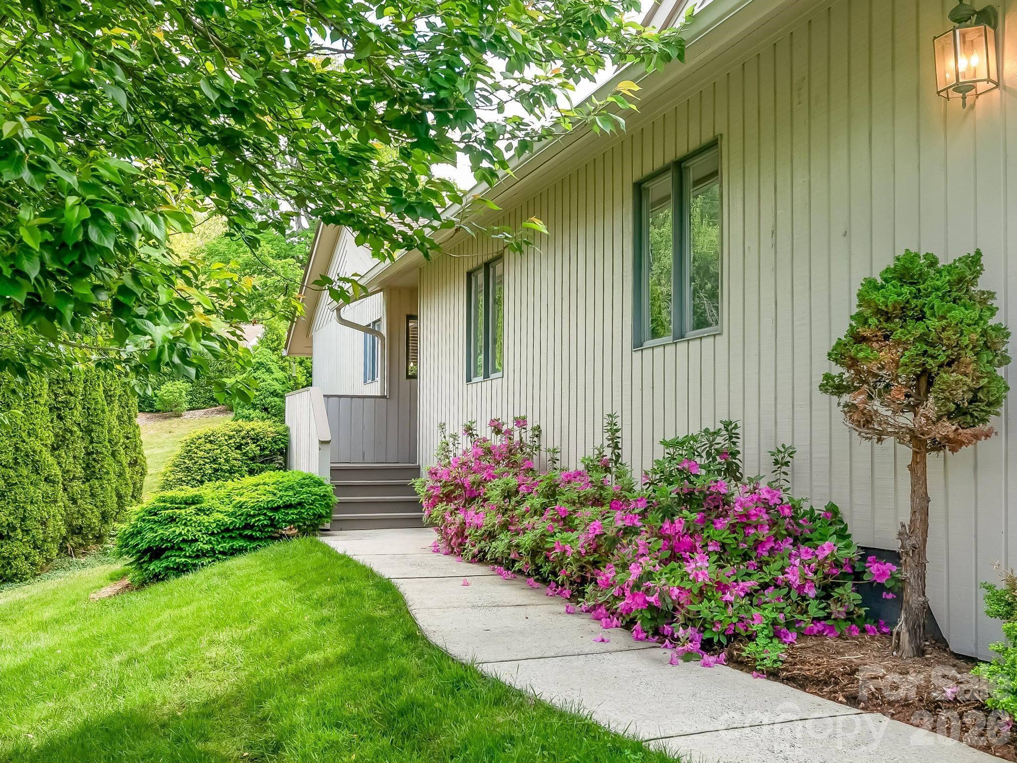 Deerwood - Residential