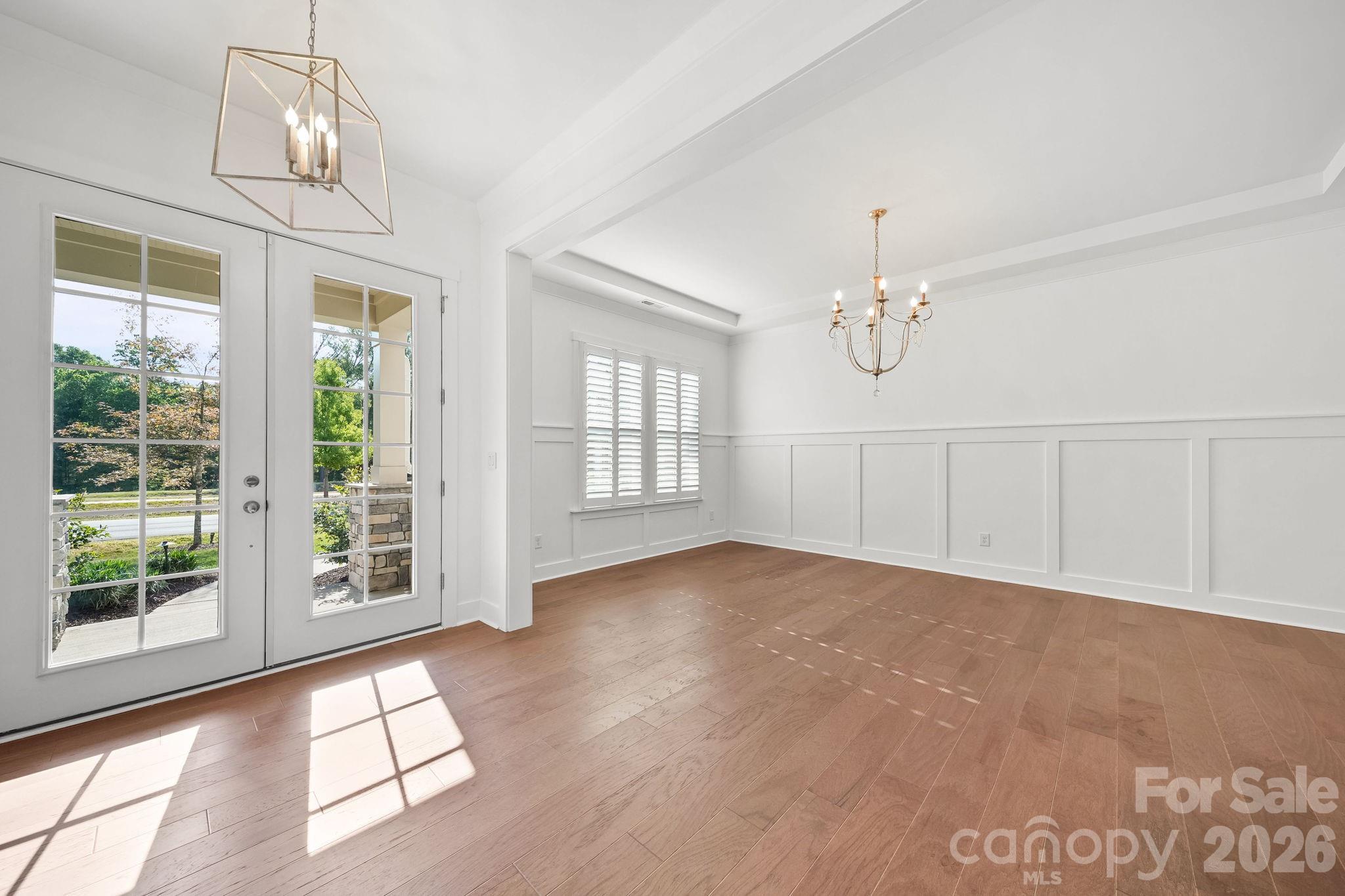 Hollins Grove - Residential