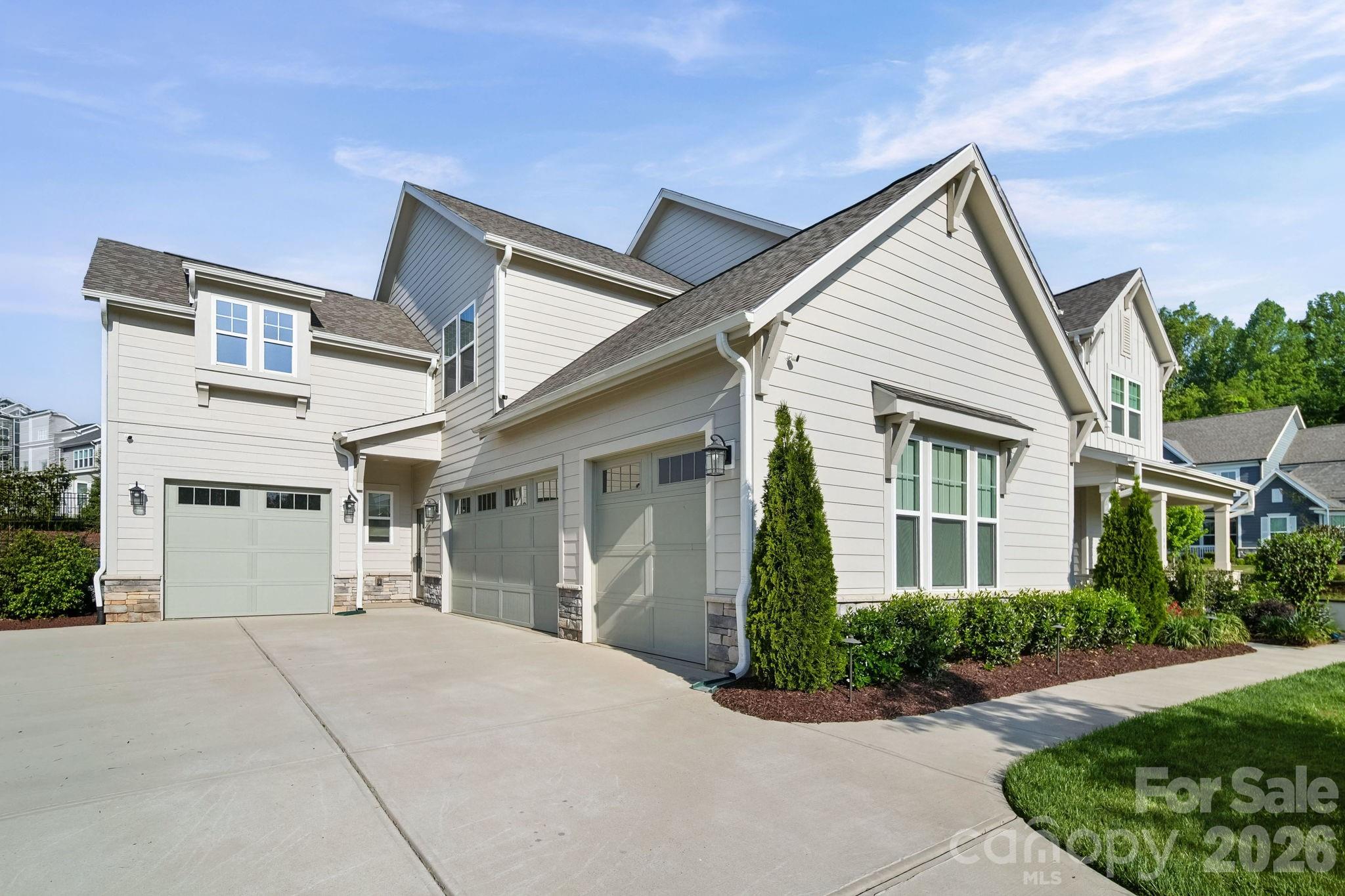 Hollins Grove - Residential