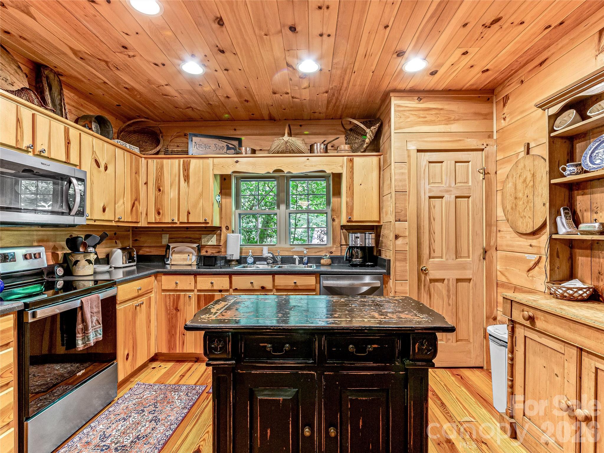 Lake Toxaway Estates - Residential
