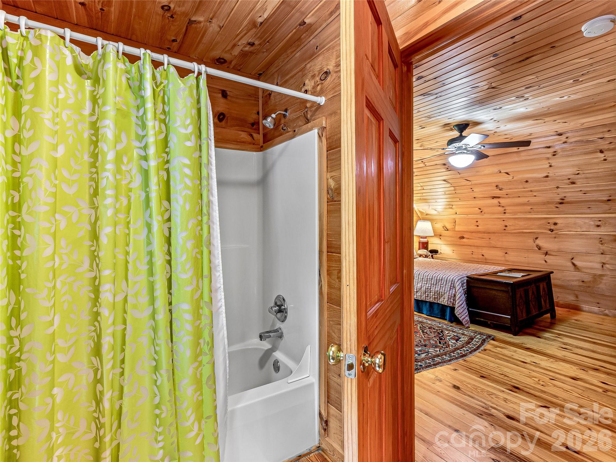 Lake Toxaway Estates - Residential