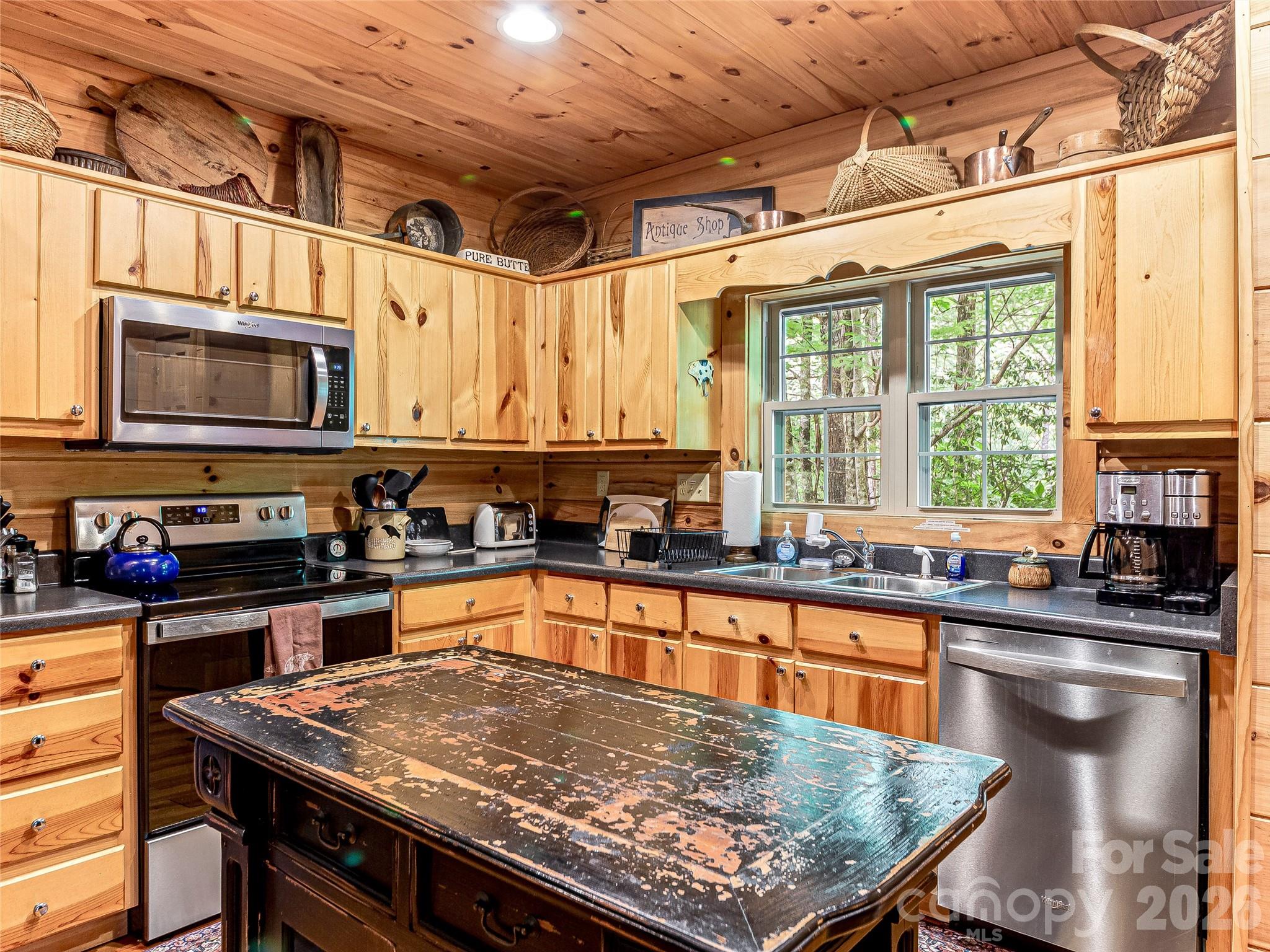 Lake Toxaway Estates - Residential
