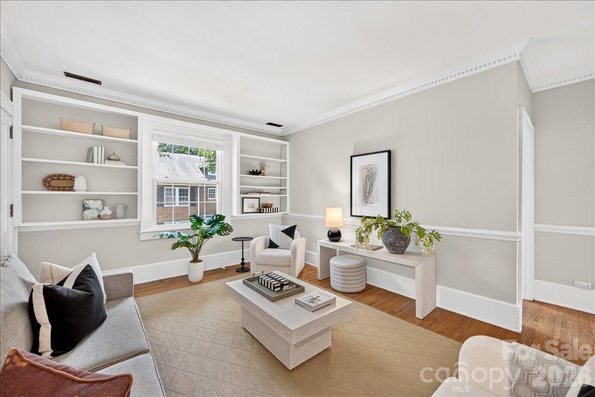 Hawthorne Condominiums - Residential