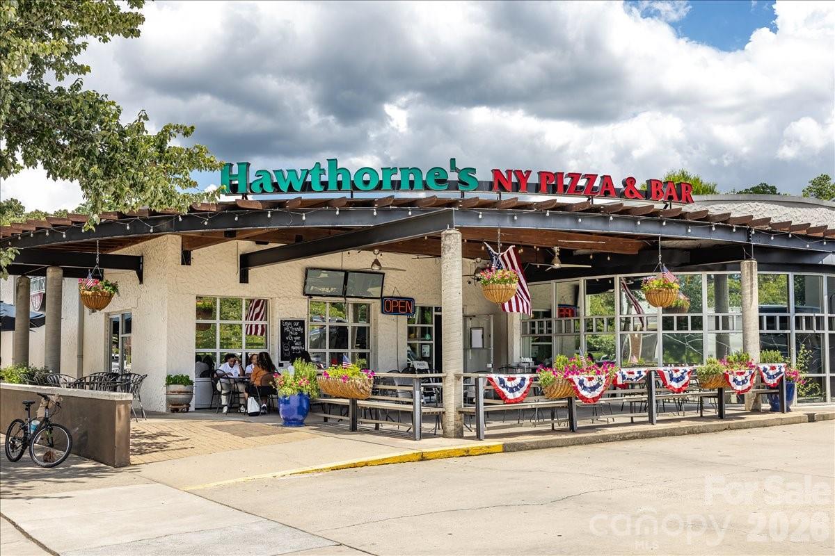 Hawthorne Condominiums - Residential